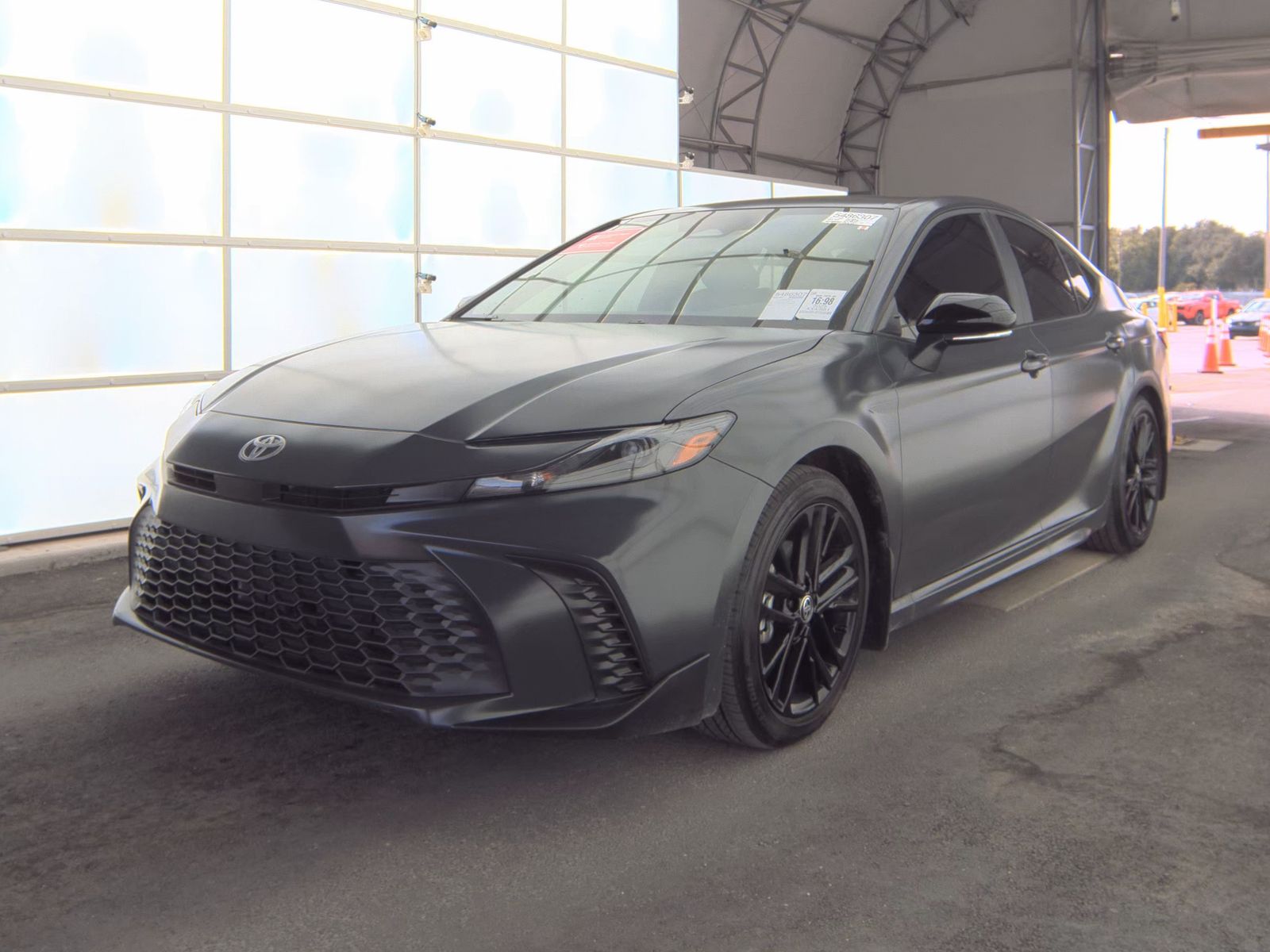 2025 Toyota Camry SE FWD