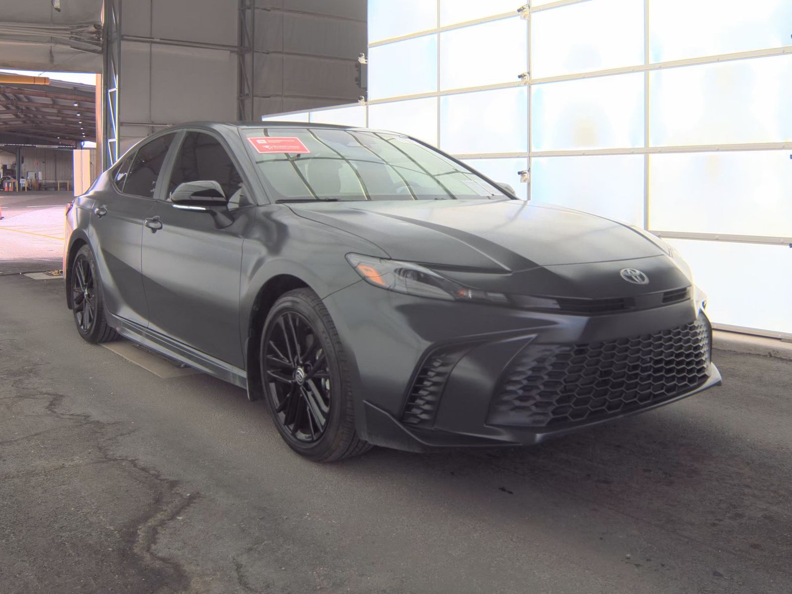 2025 Toyota Camry SE FWD