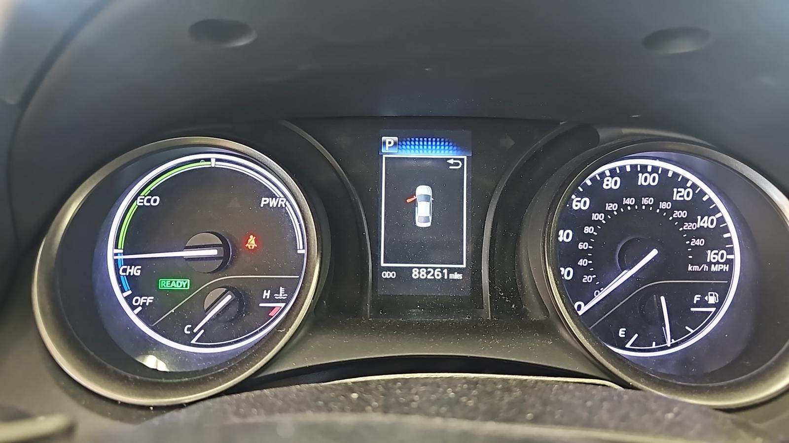 2022 Toyota Camry Hybrid SE FWD