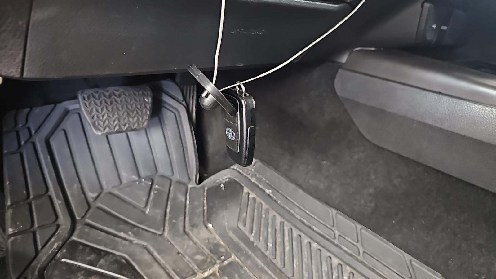 2022 Toyota Camry Hybrid SE FWD