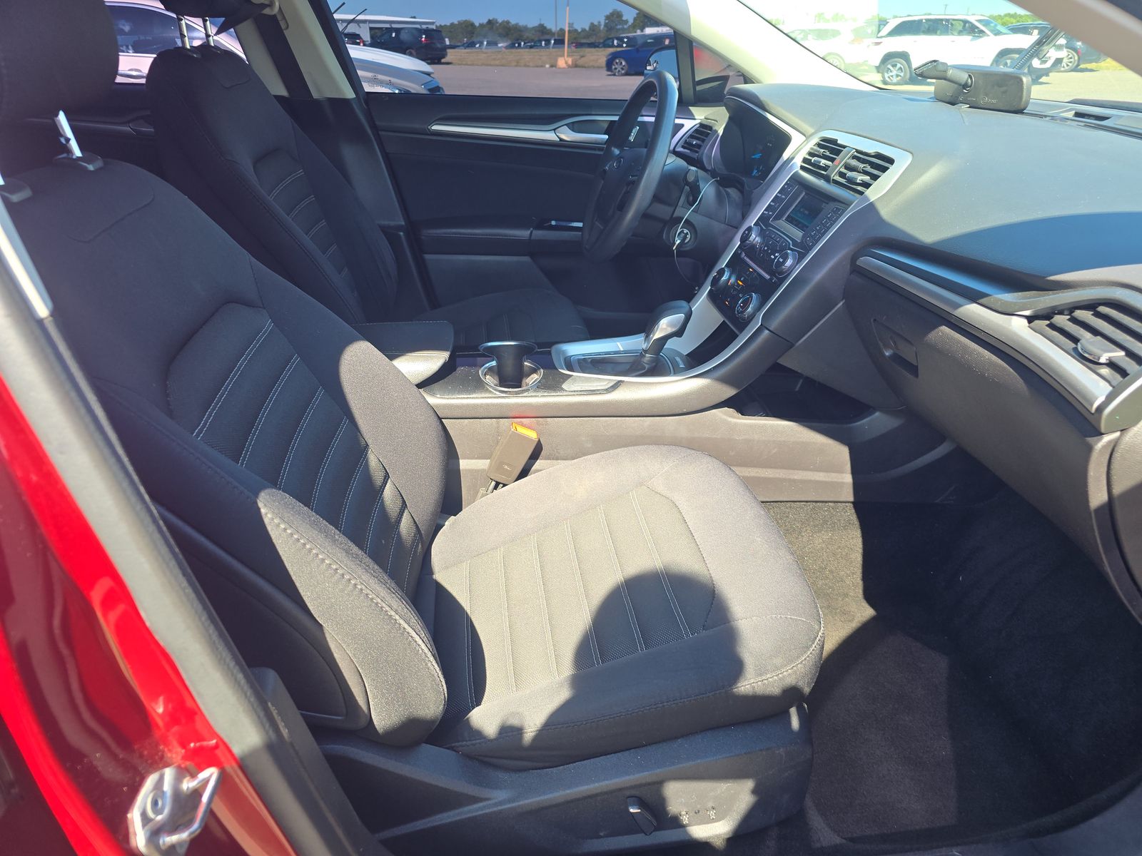 2015 Ford Fusion SE FWD