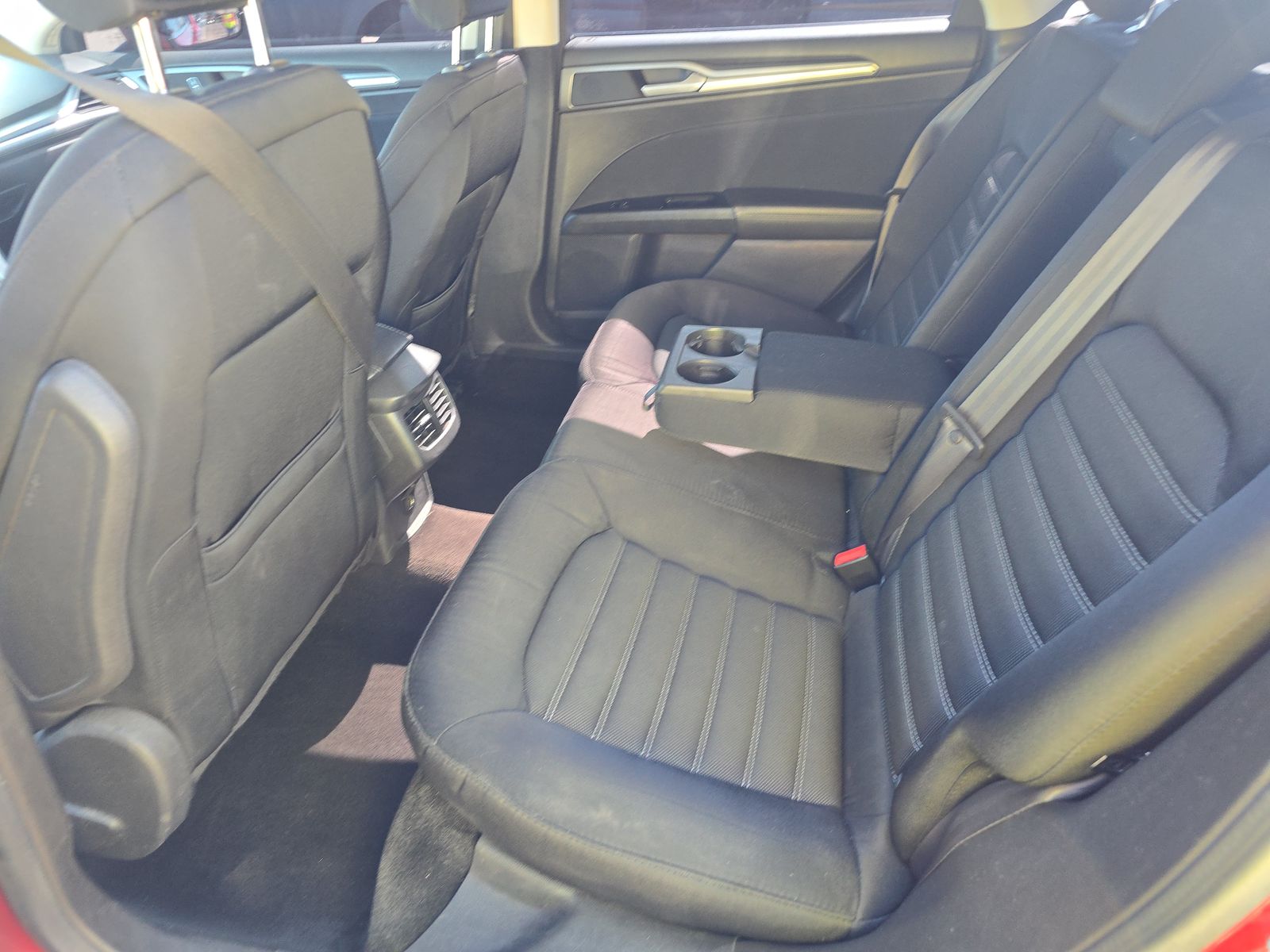 2015 Ford Fusion SE FWD