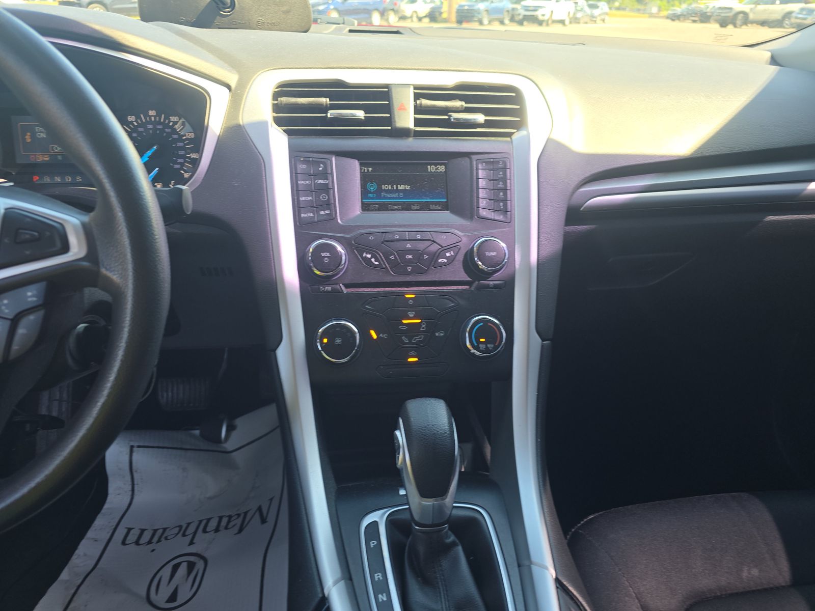 2015 Ford Fusion SE FWD