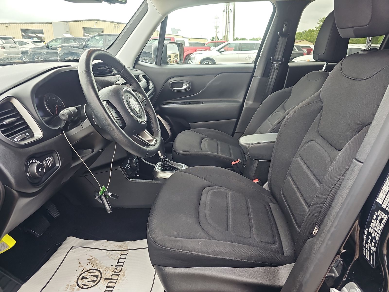 2022 Jeep Renegade Latitude AWD