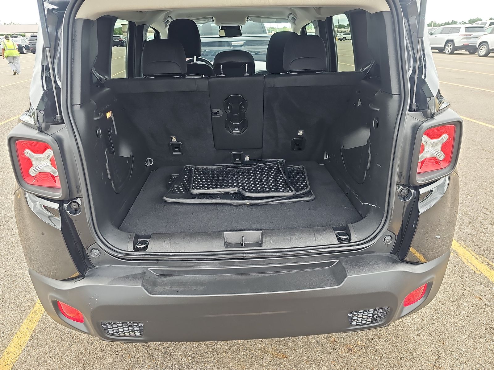 2022 Jeep Renegade Latitude AWD