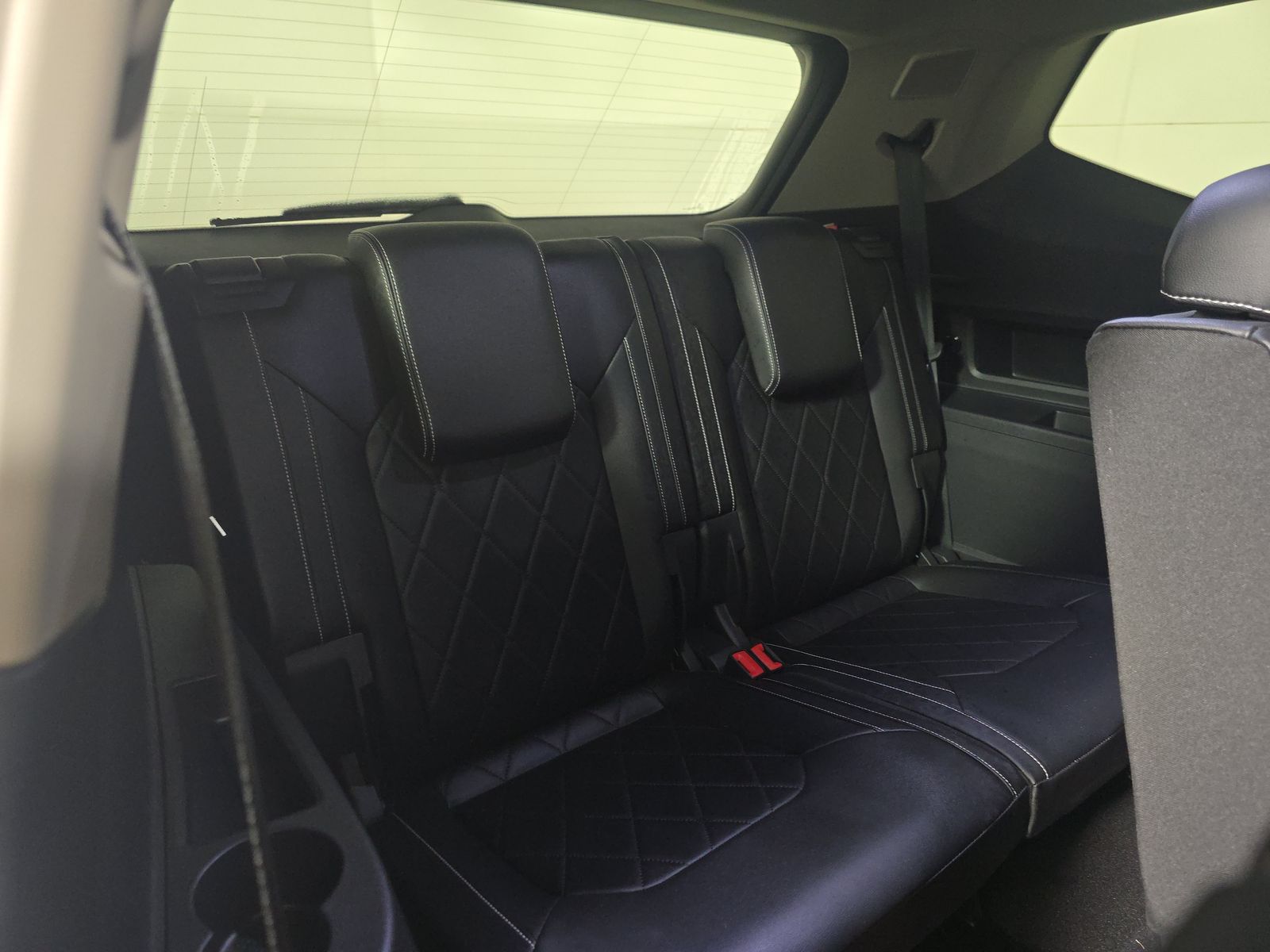 2024 Volkswagen Atlas 2.0T SEL Premium R-Line AWD