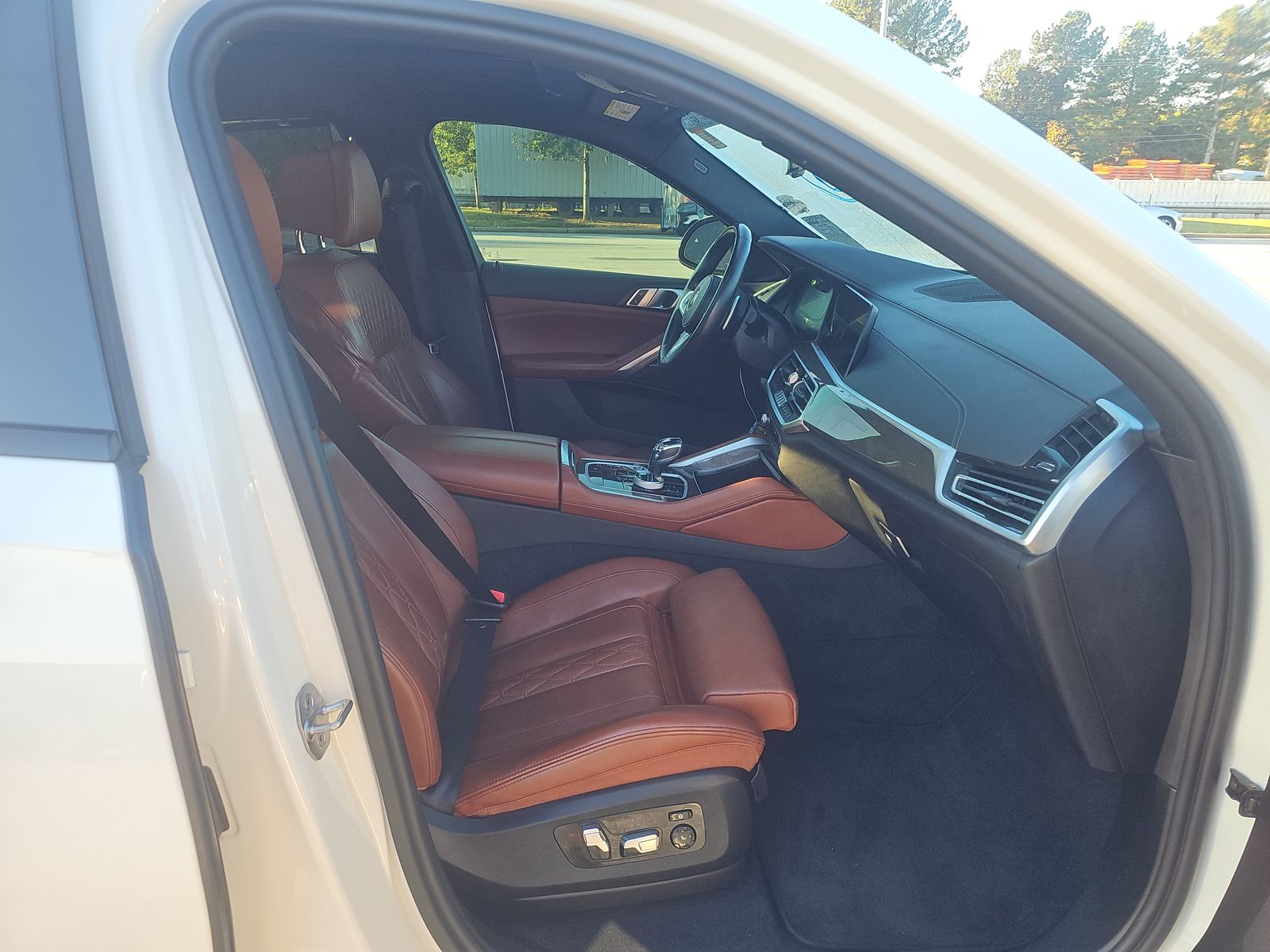 2022 BMW X6 xDrive40i AWD