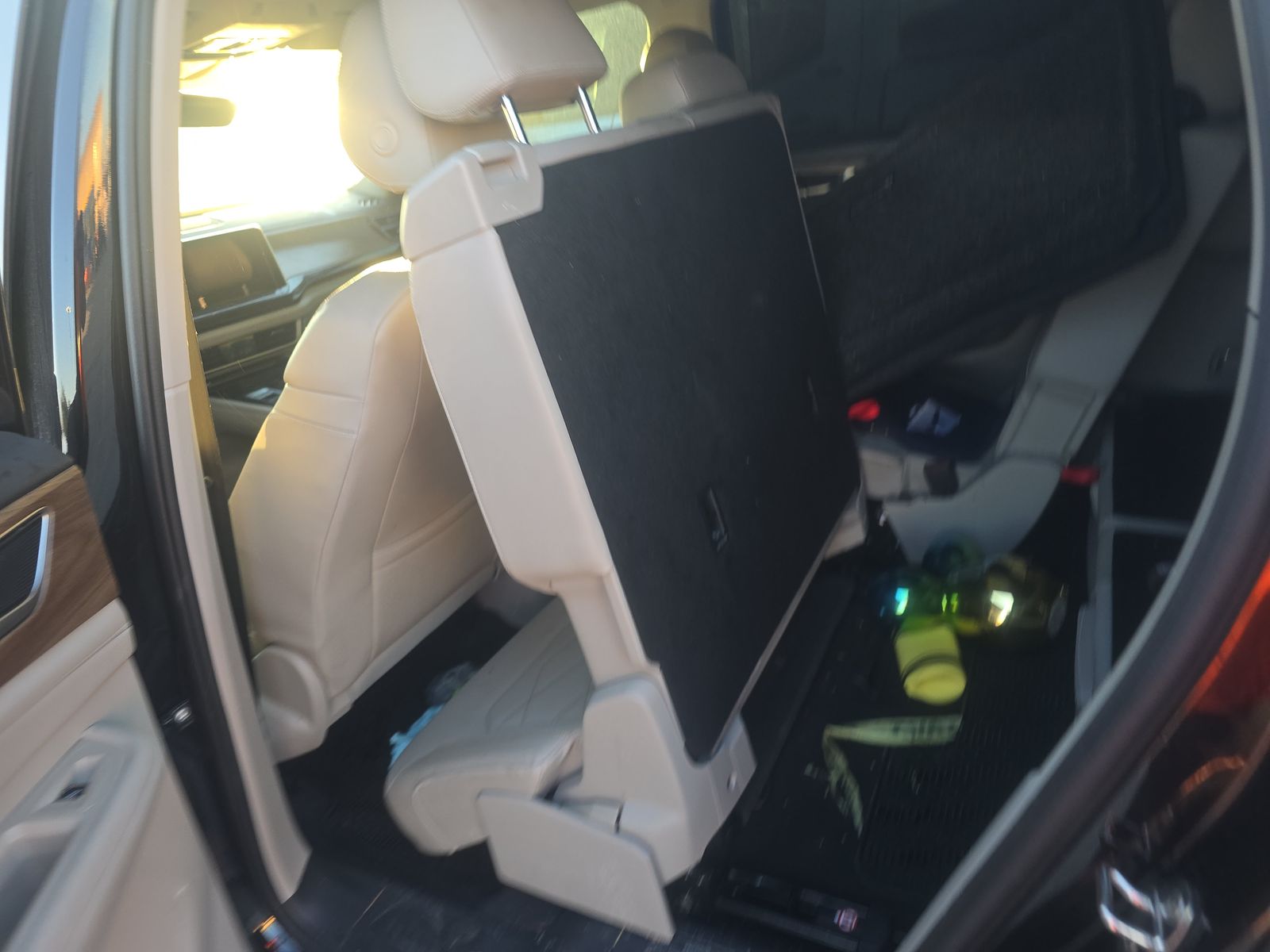 2024 Volkswagen Atlas 2.0T SE FWD