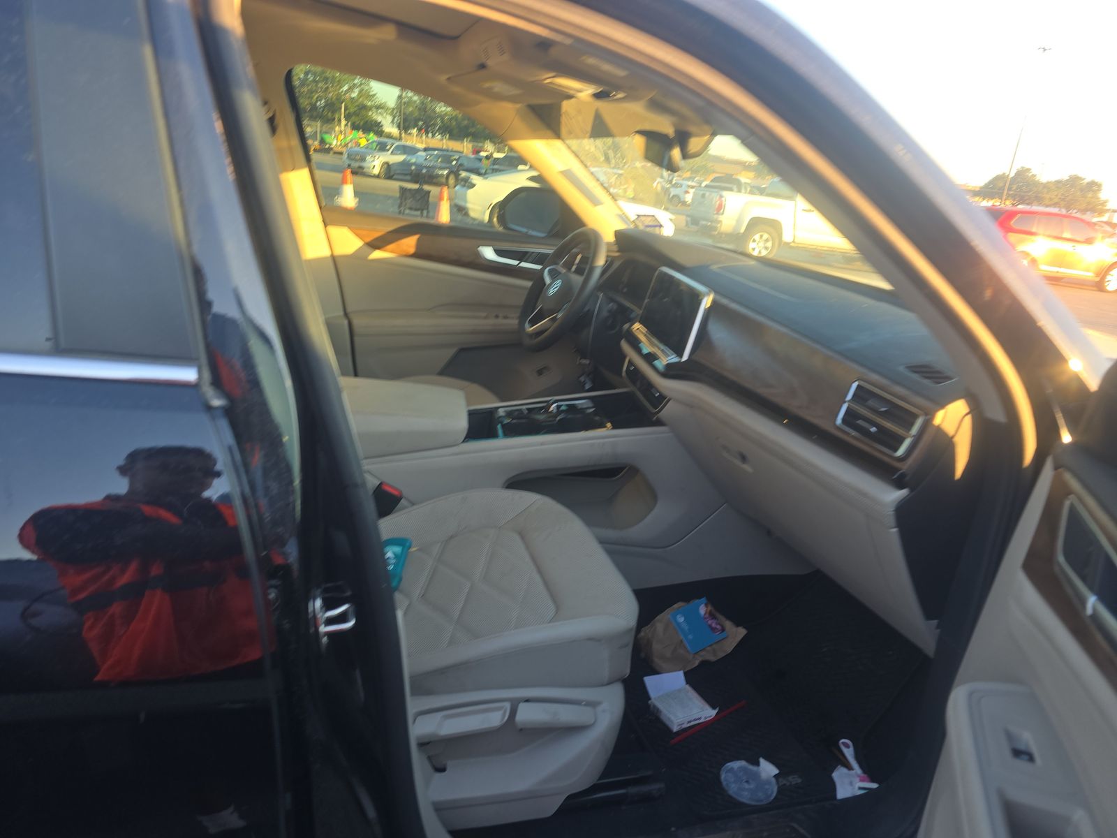 2024 Volkswagen Atlas 2.0T SE FWD