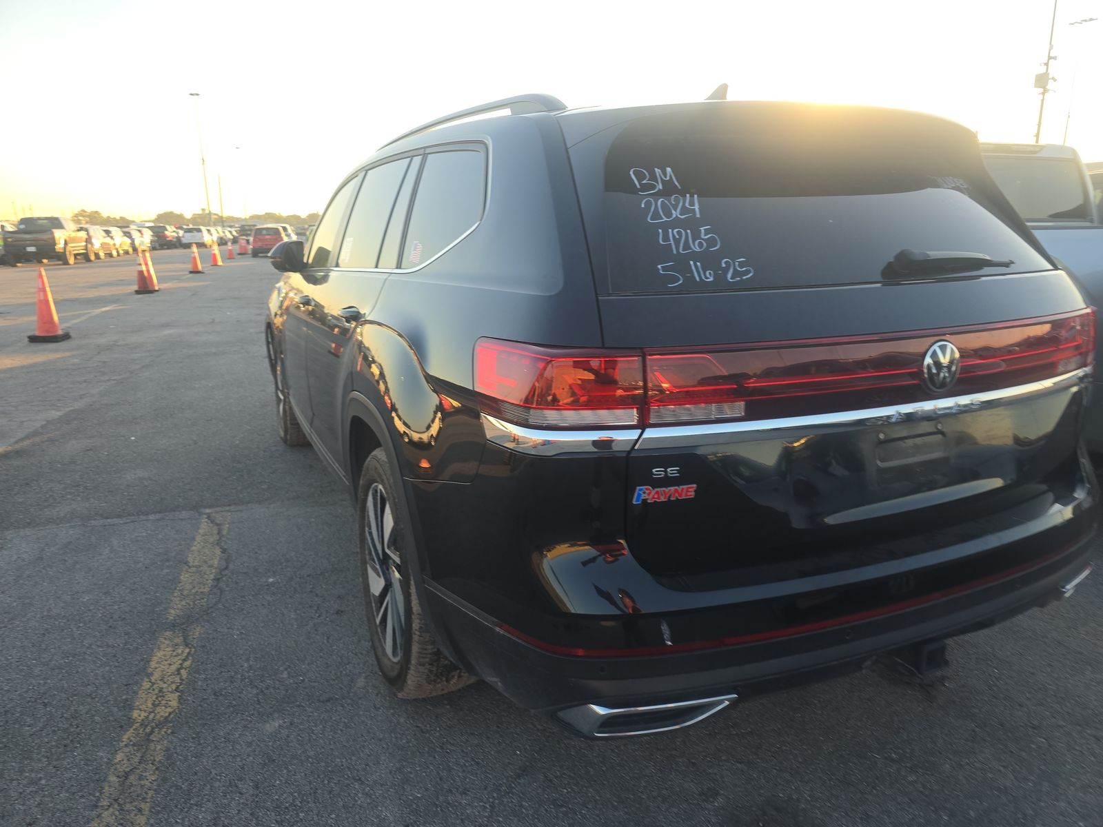 2024 Volkswagen Atlas 2.0T SE FWD