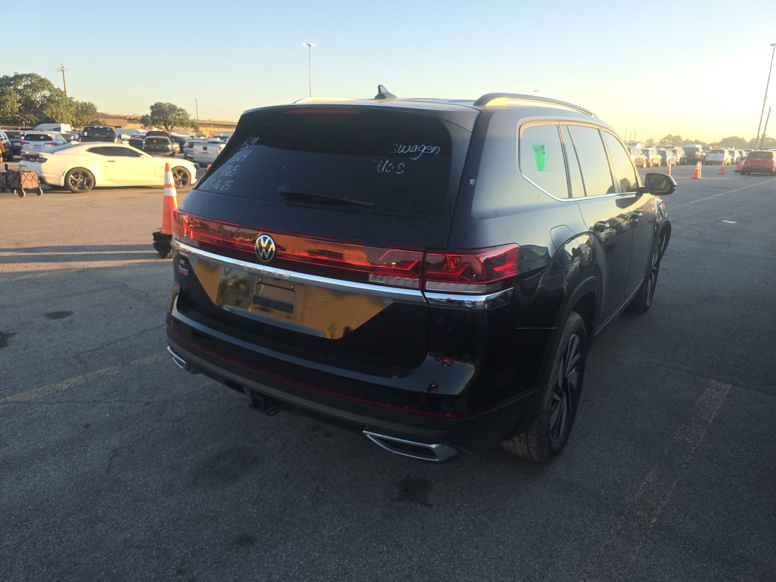 2024 Volkswagen Atlas 2.0T SE FWD