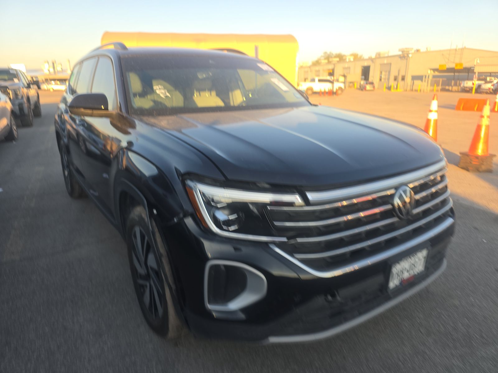 2024 Volkswagen Atlas 2.0T SE FWD