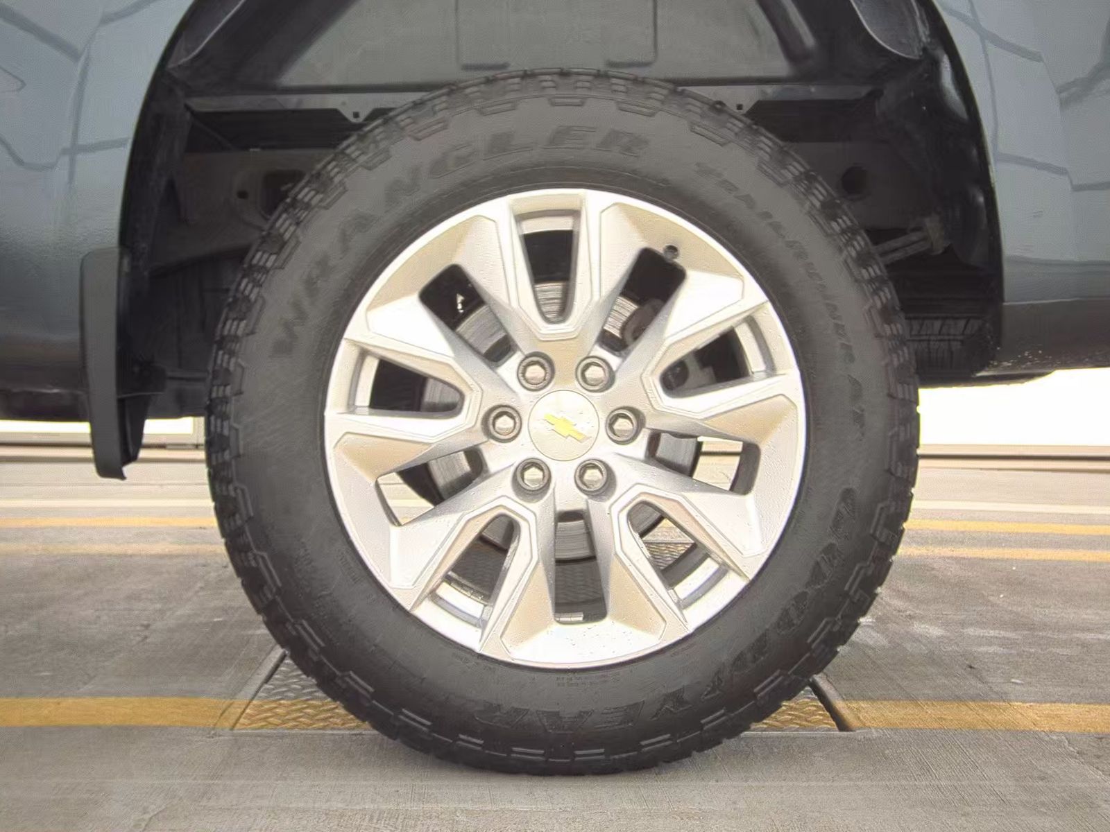 2021 Chevrolet Silverado 1500 Custom AWD