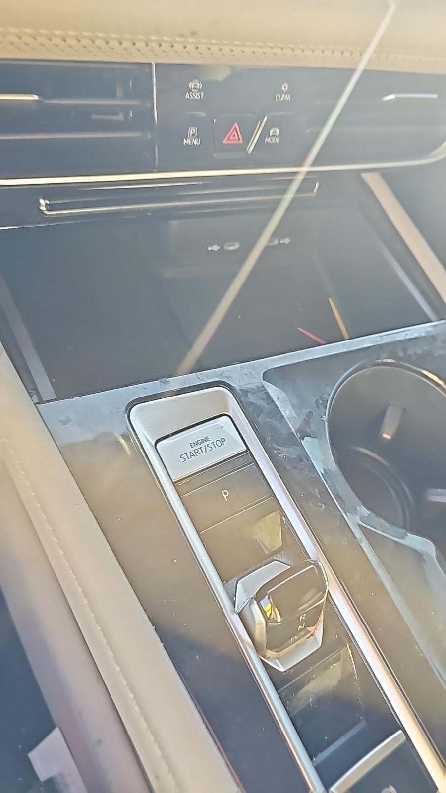 2024 Volkswagen Atlas 2.0T SE FWD