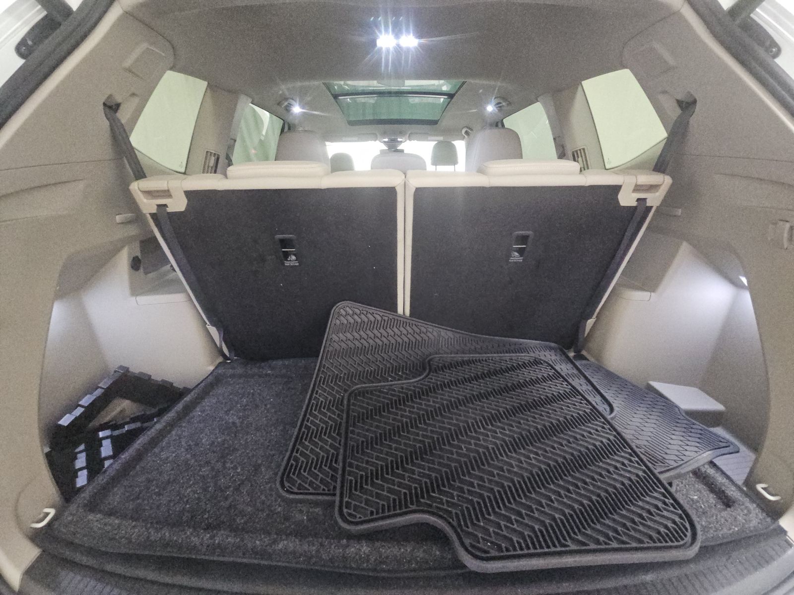 2024 Volkswagen Atlas 2.0T SEL Premium R-Line AWD