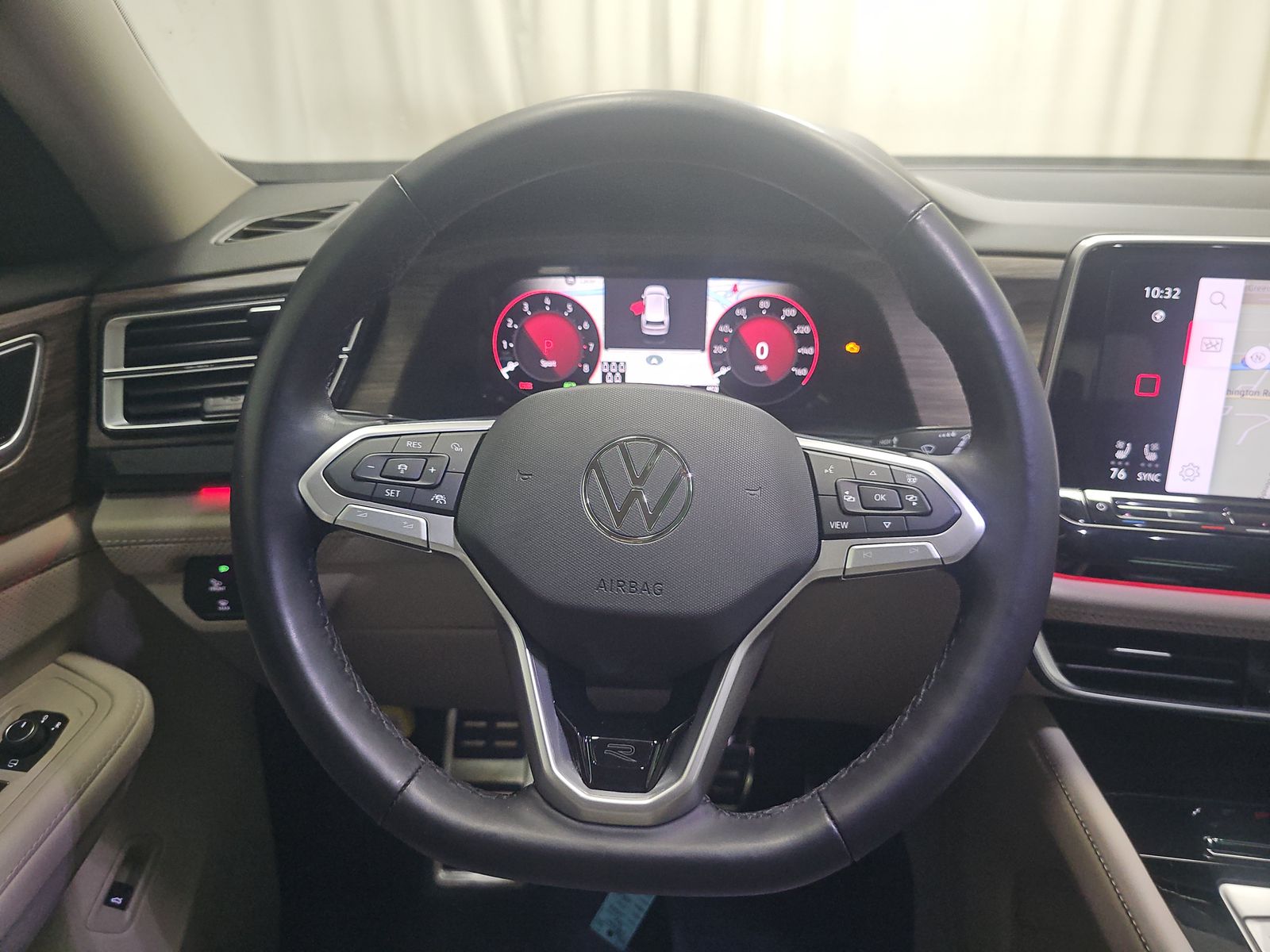 2024 Volkswagen Atlas 2.0T SEL Premium R-Line AWD