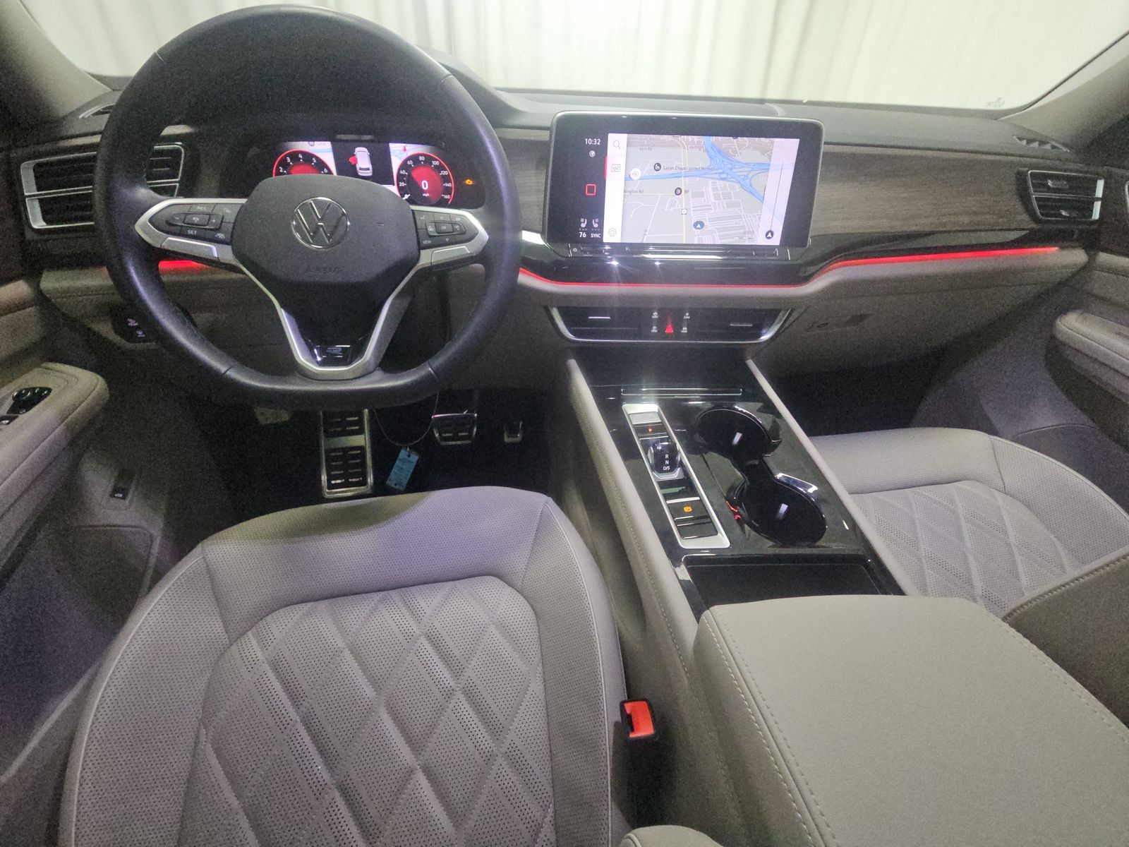 2024 Volkswagen Atlas 2.0T SEL Premium R-Line AWD