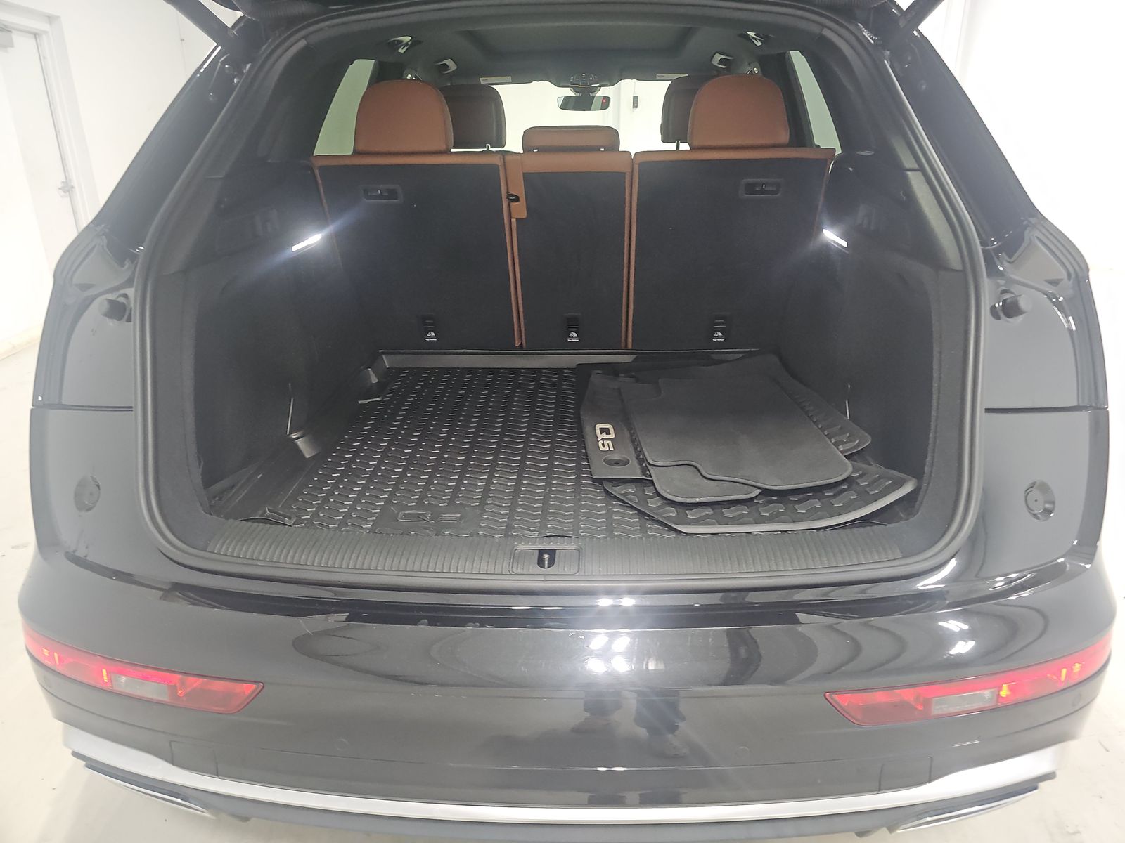 2022 Audi Q5 S line Premium Plus AWD