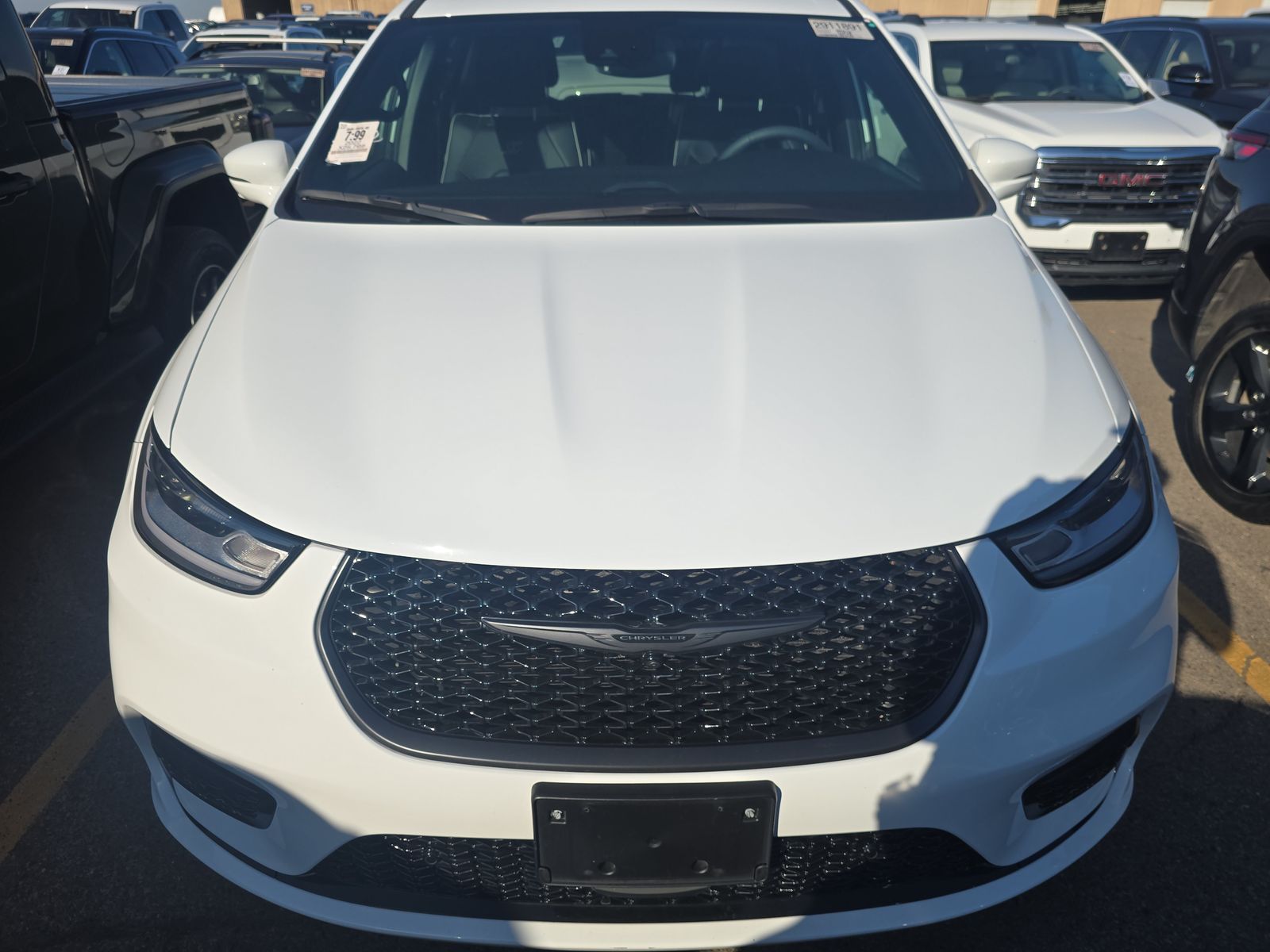 2022 Chrysler Pacifica Hybrid Limited FWD