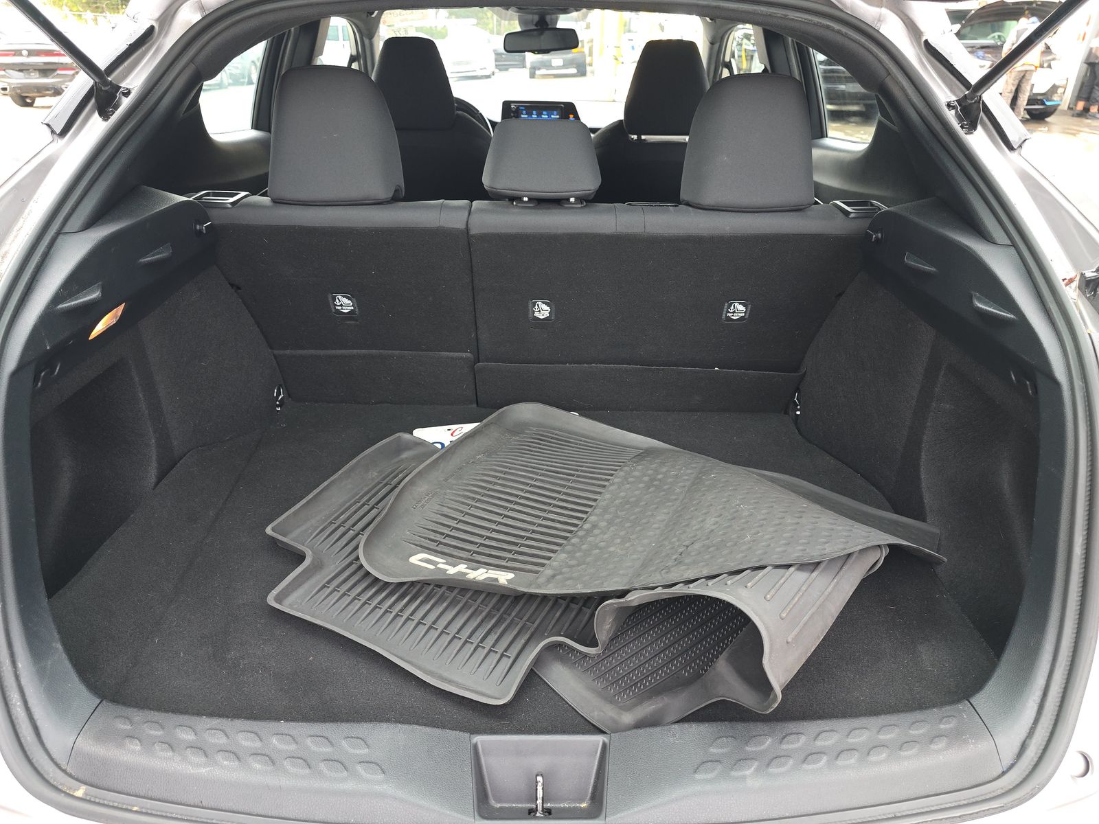 2018 Toyota C-HR XLE FWD