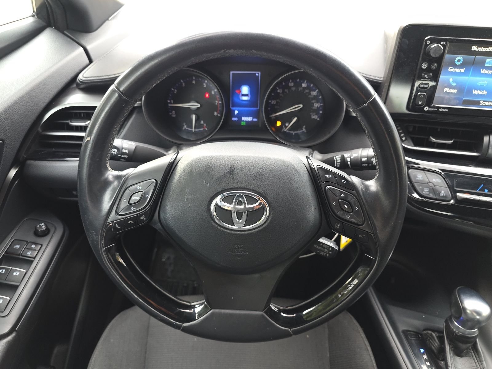 2018 Toyota C-HR XLE FWD