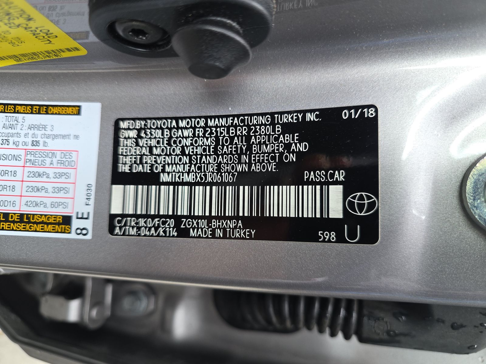 2018 Toyota C-HR XLE FWD