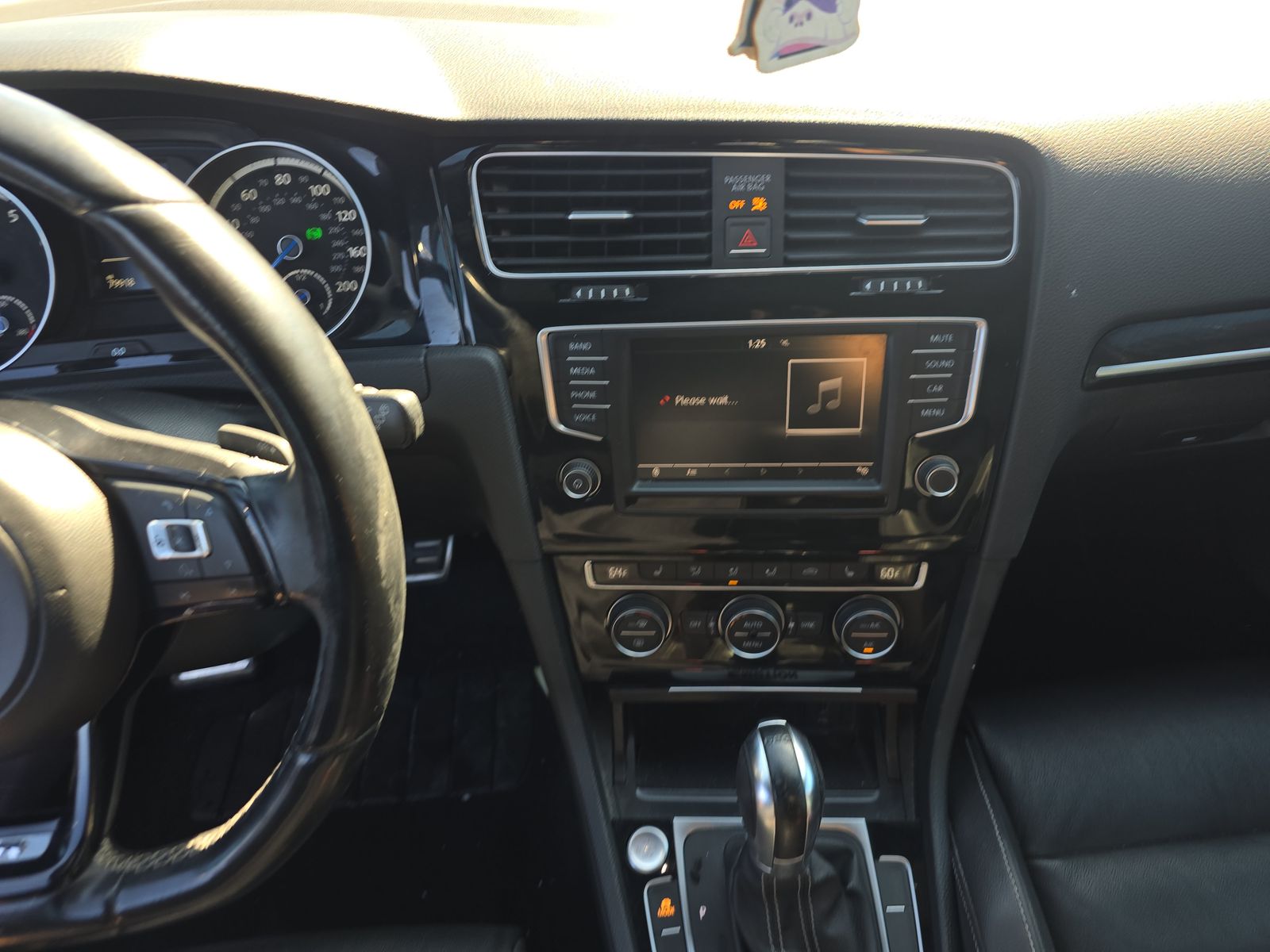 2016 Volkswagen Golf R 2.0T AWD