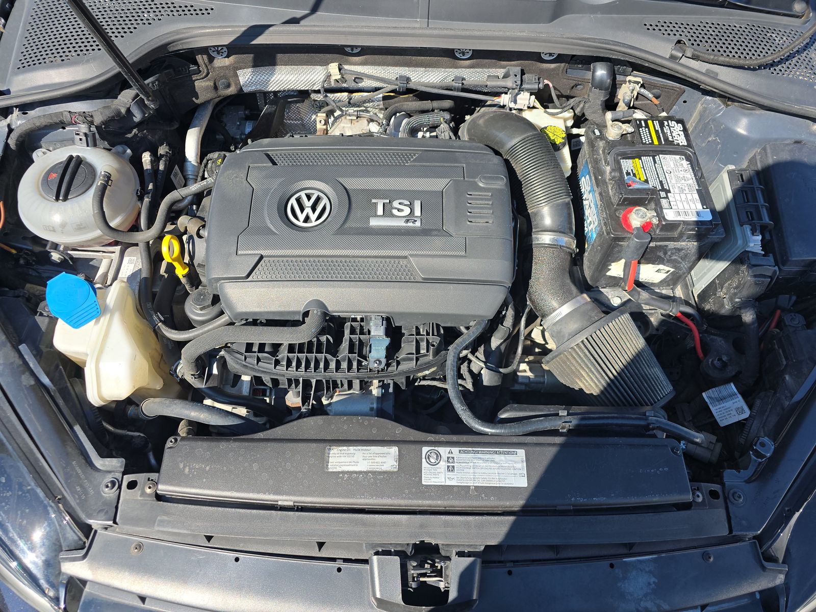 2016 Volkswagen Golf R 2.0T AWD