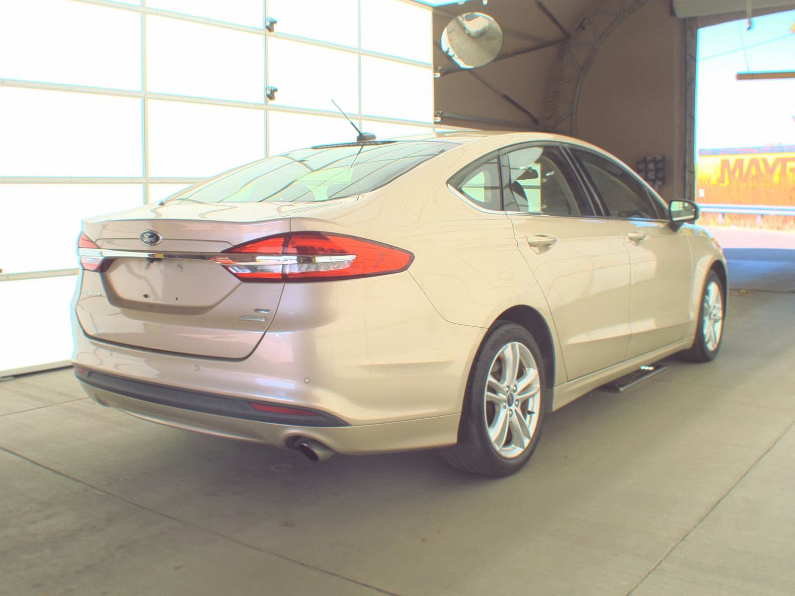 2018 Ford Fusion SE FWD