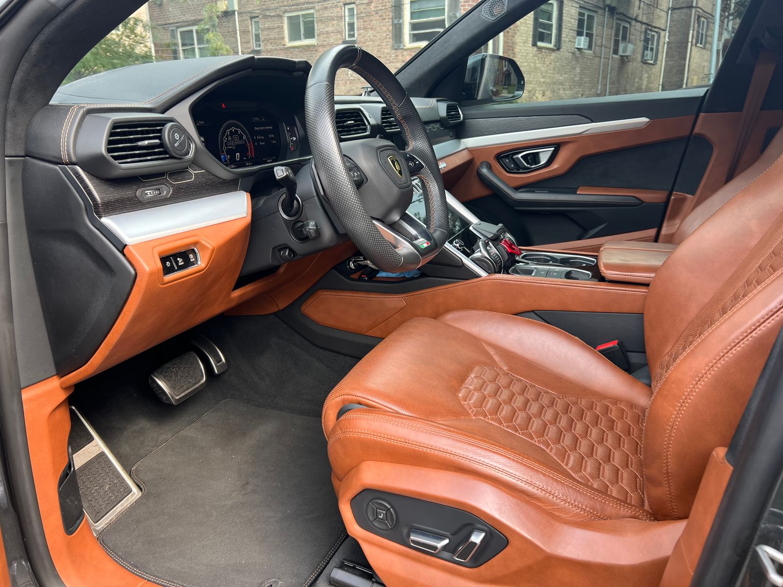 2019 Lamborghini Urus Base AWD