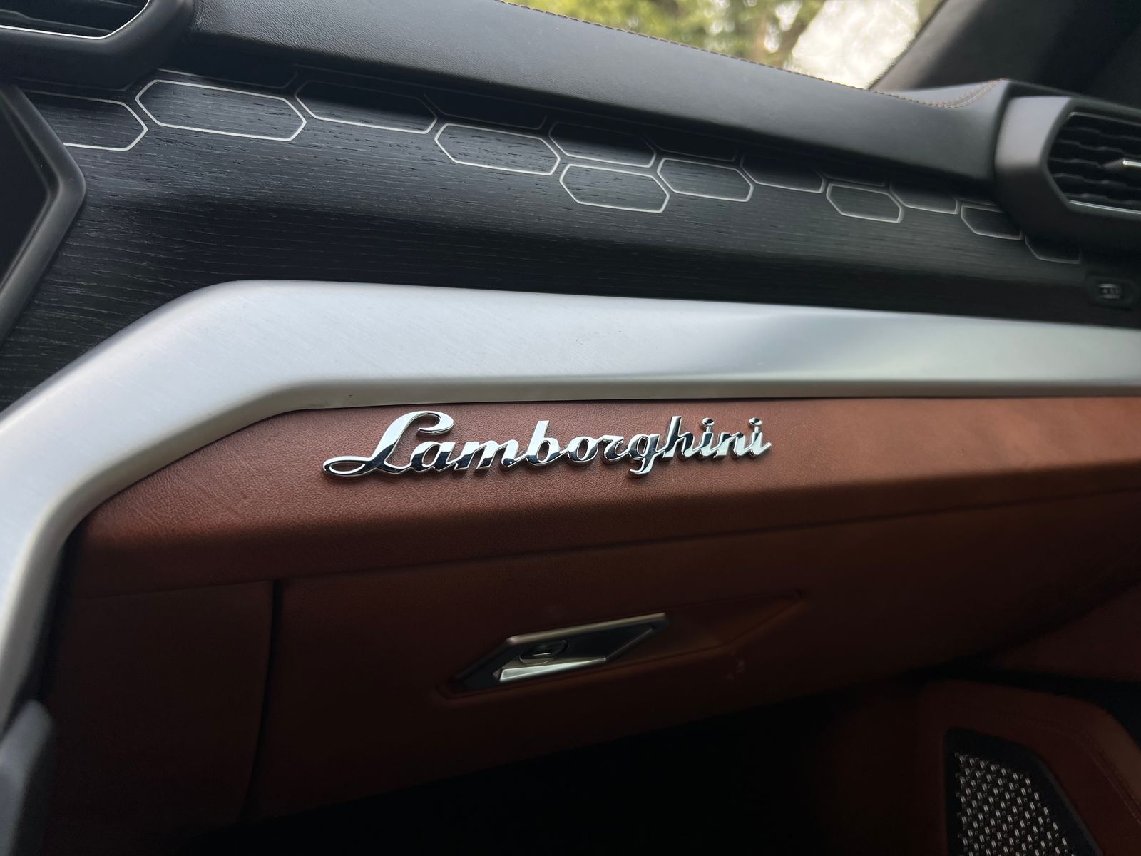 2019 Lamborghini Urus Base AWD