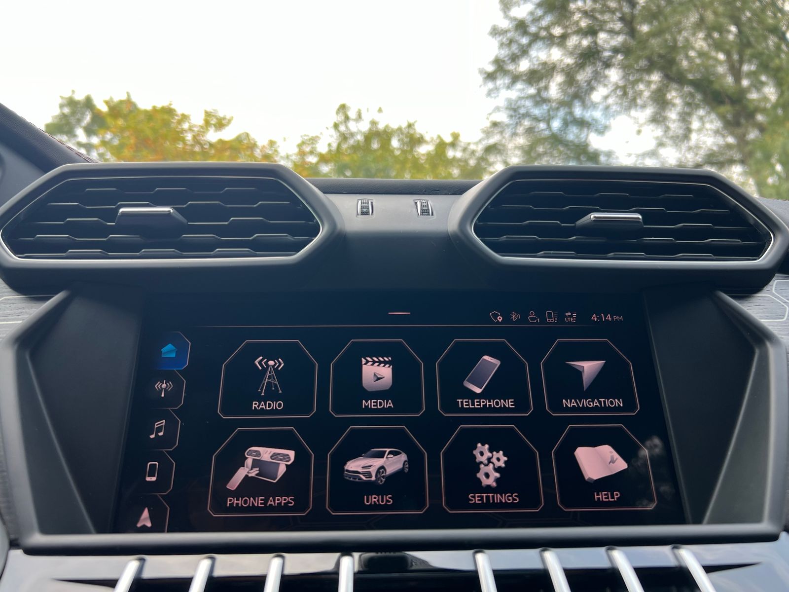 2019 Lamborghini Urus Base AWD