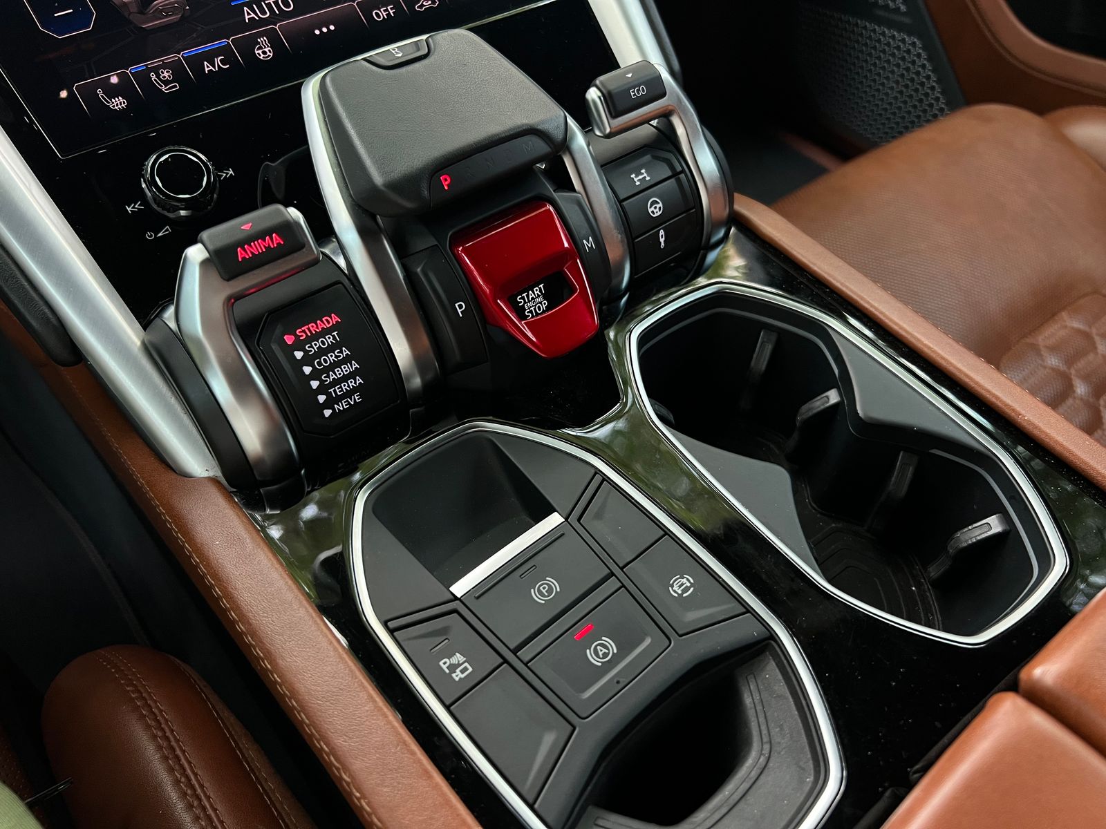 2019 Lamborghini Urus Base AWD