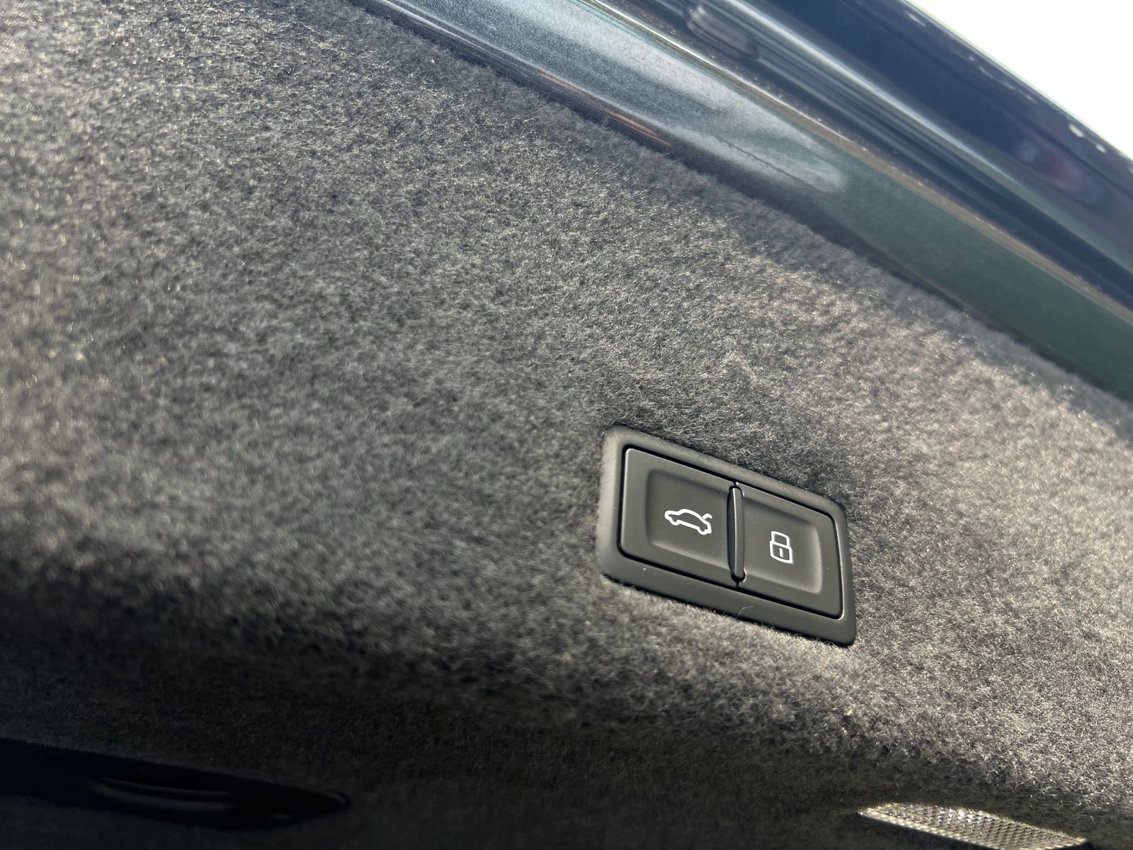 2019 Lamborghini Urus Base AWD