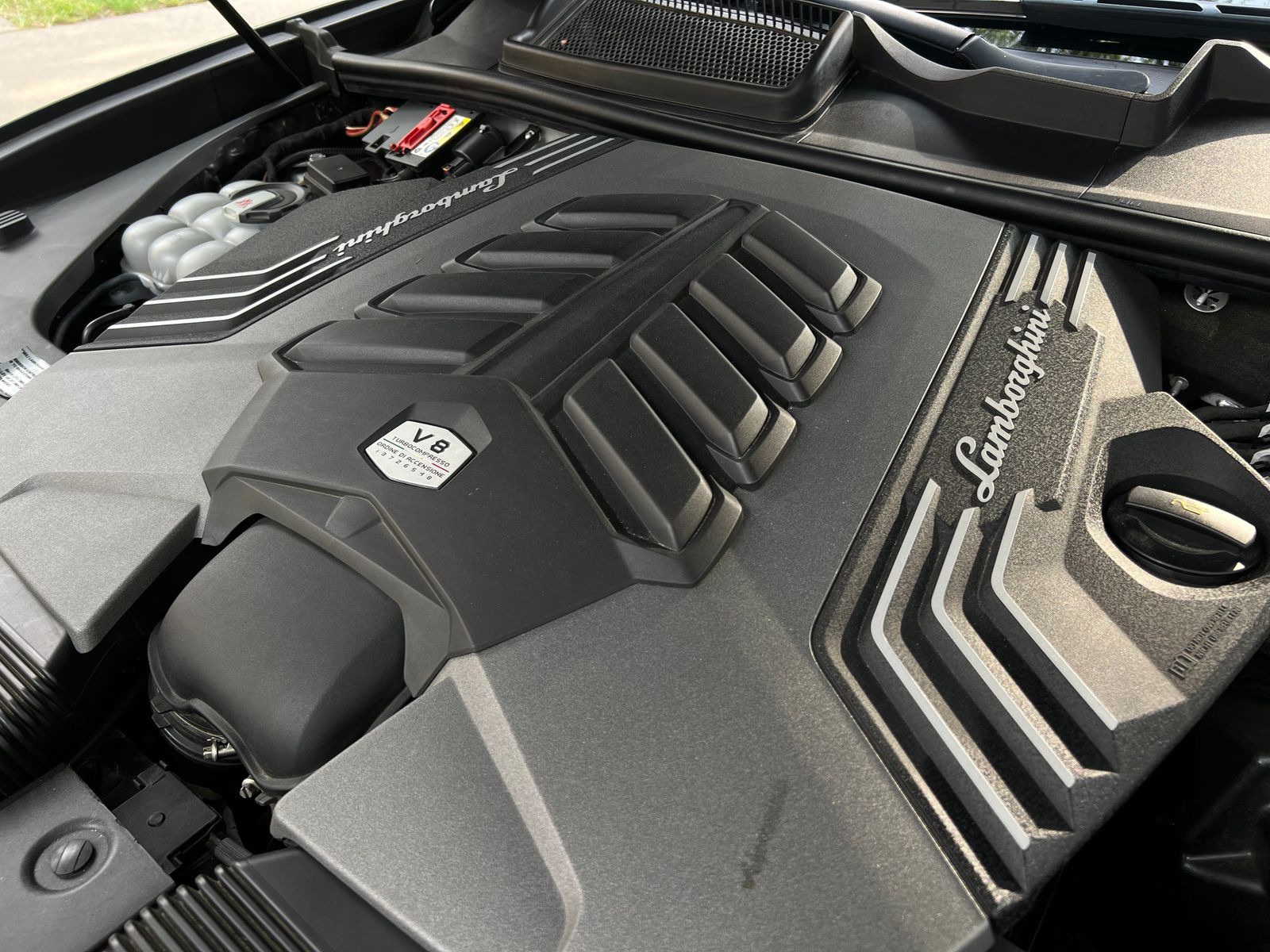 2019 Lamborghini Urus Base AWD