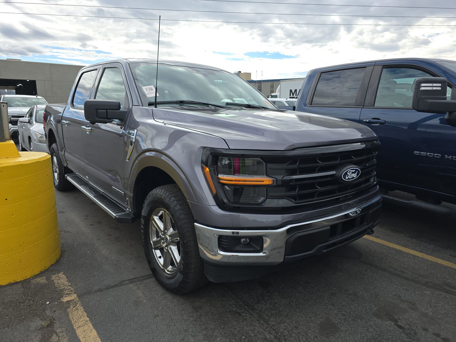 2024 Ford F-150 Hybrid XLT AWD