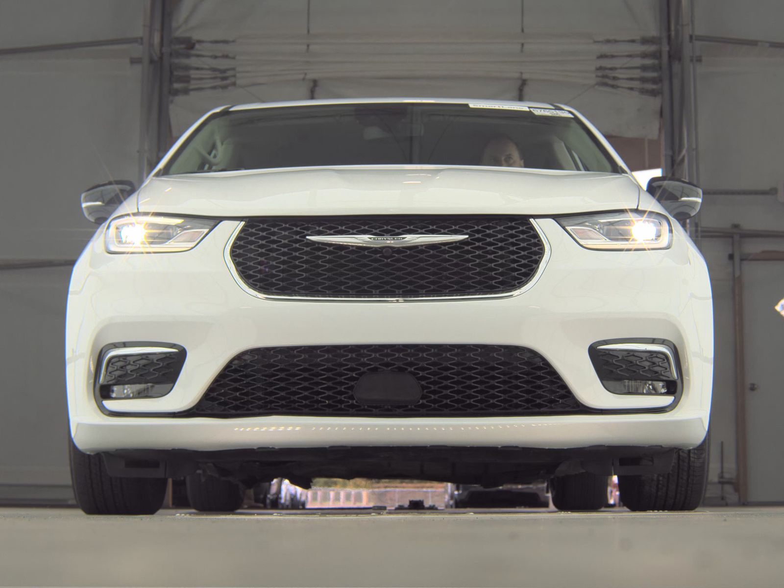 2024 Chrysler Pacifica Hybrid Select FWD