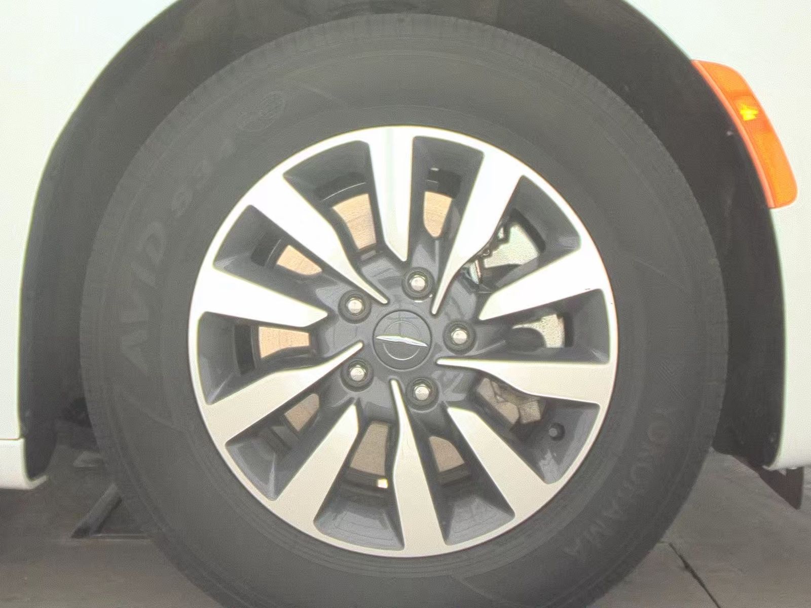 2024 Chrysler Pacifica Hybrid Select FWD