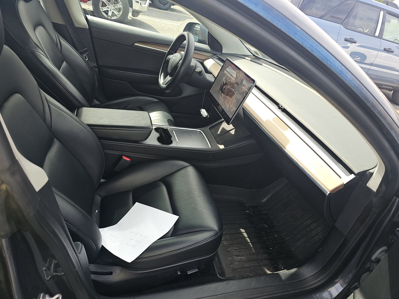 2022 Tesla Model 3 Standard Range RWD