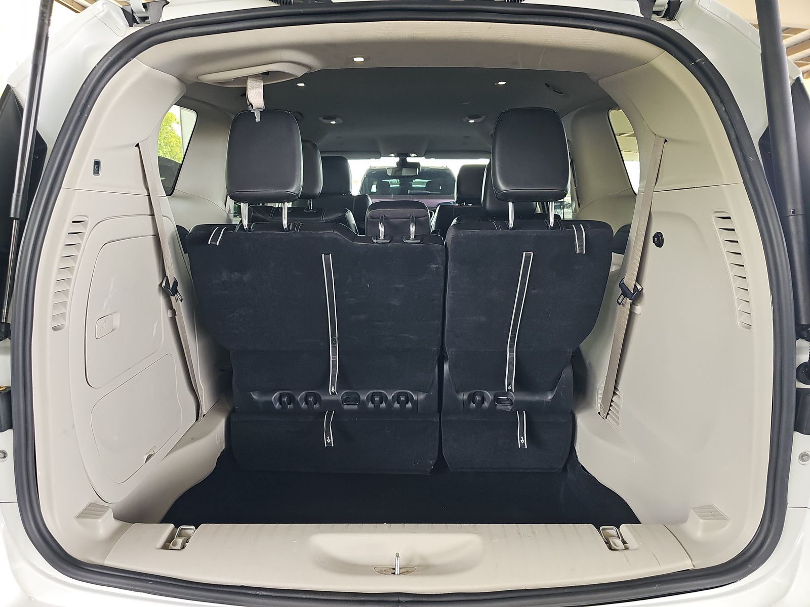 2024 Chrysler Pacifica Hybrid Select FWD