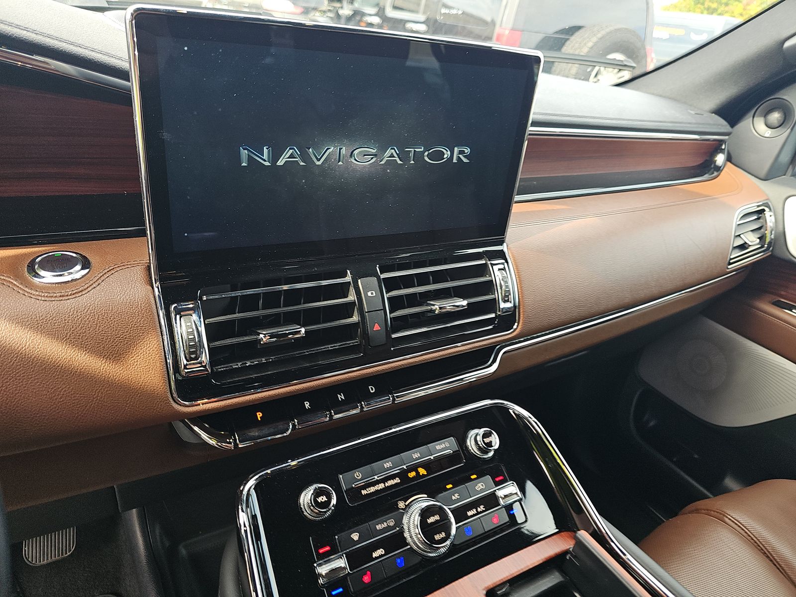 2023 Lincoln Navigator L Reserve AWD