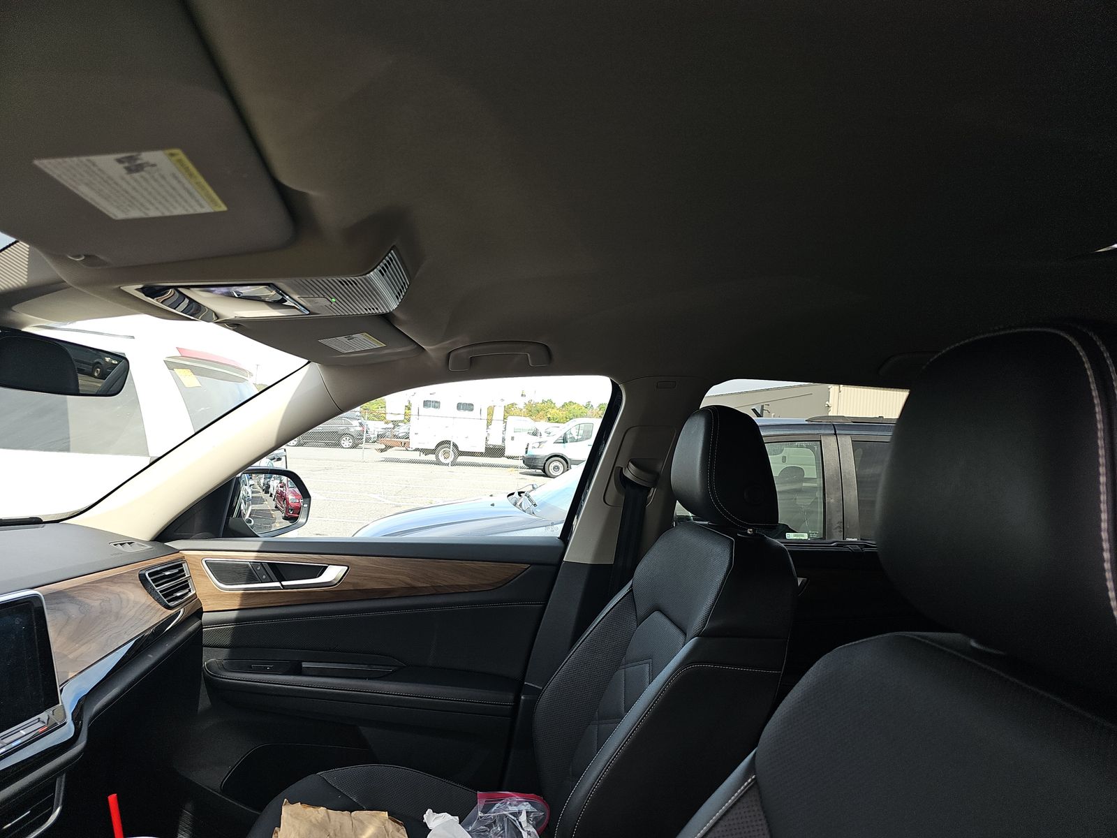 2024 Volkswagen Atlas 2.0T SE AWD