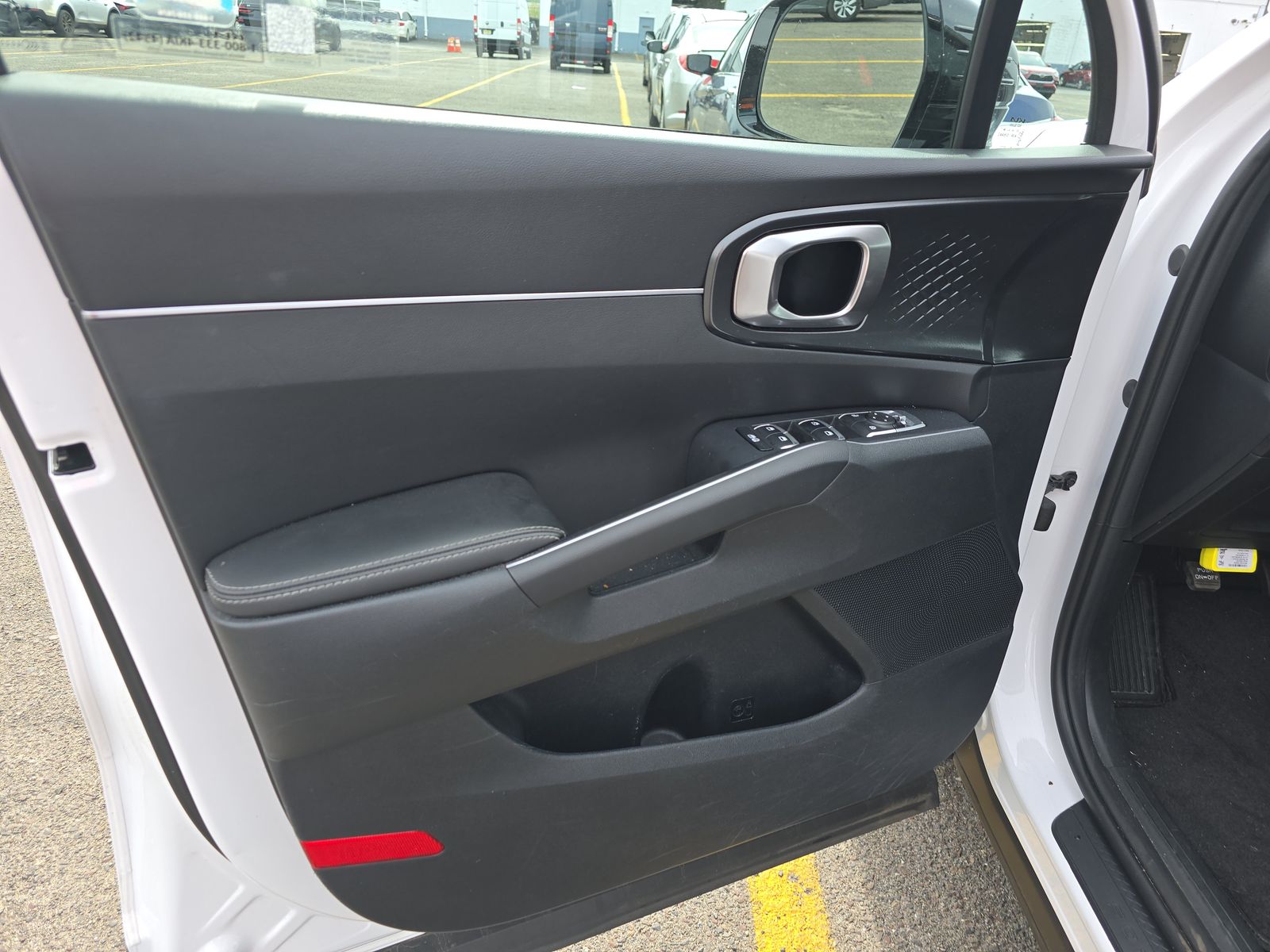 2023 Kia Sorento S FWD