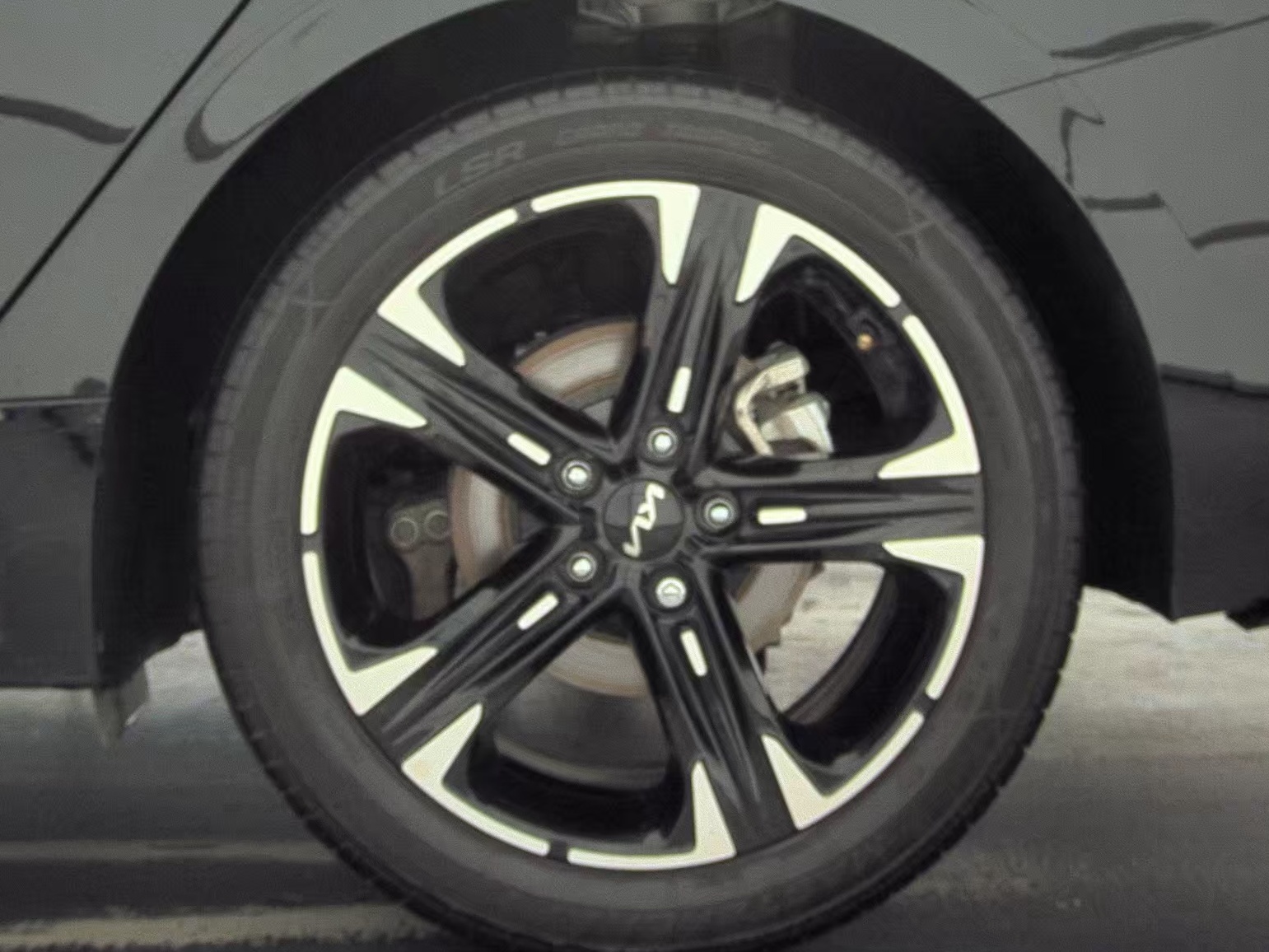 2023 Kia K5 GT-Line FWD