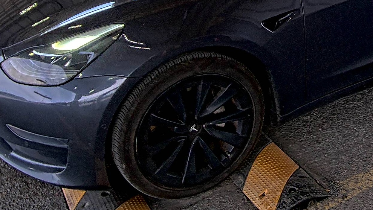 2022 Tesla Model 3 Standard Range RWD