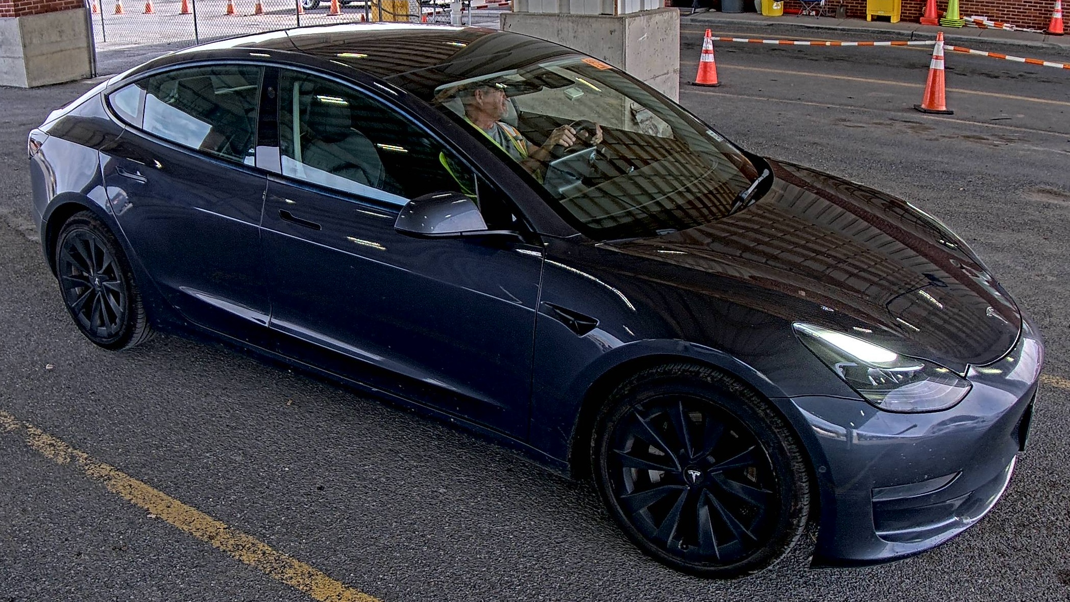 2022 Tesla Model 3 Standard Range RWD