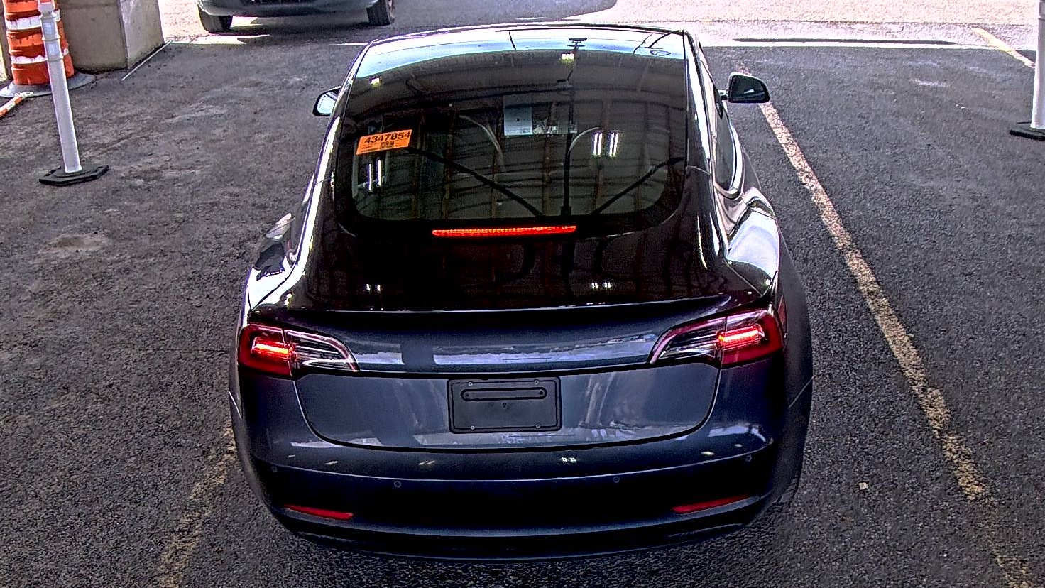 2022 Tesla Model 3 Standard Range RWD