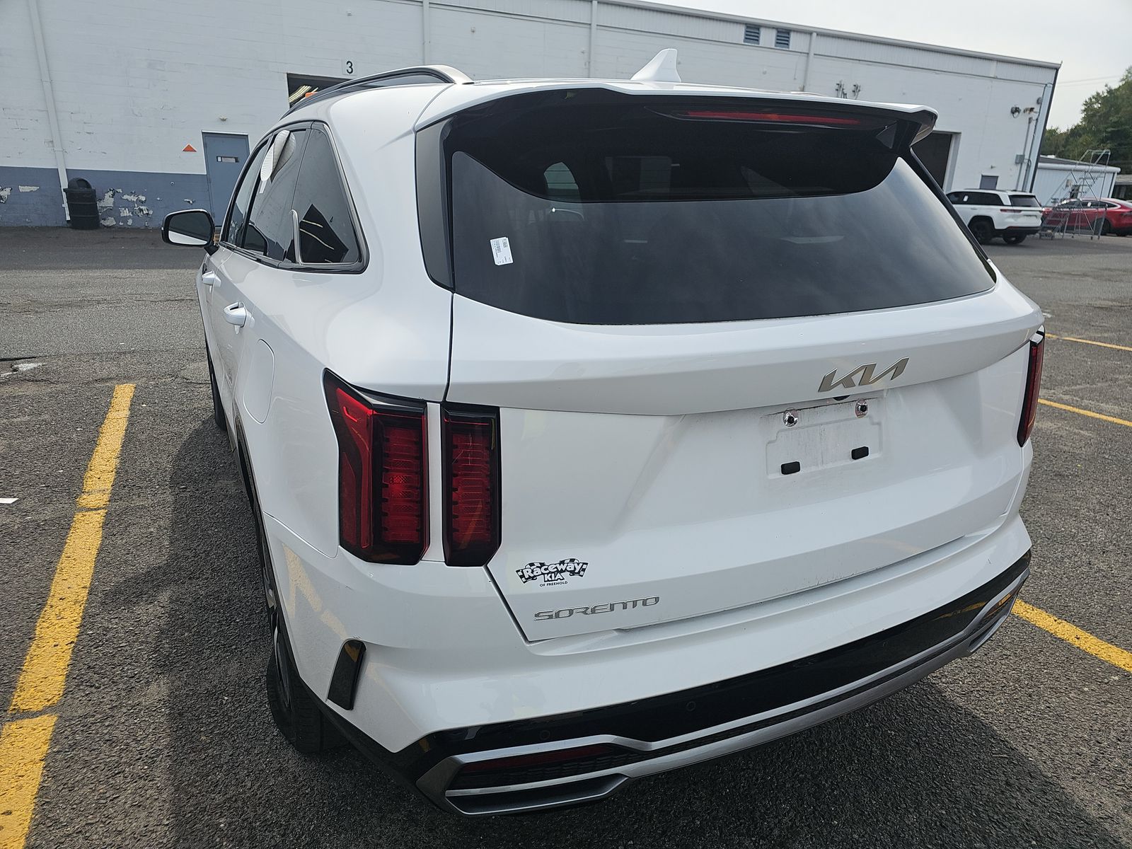 2023 Kia Sorento S FWD