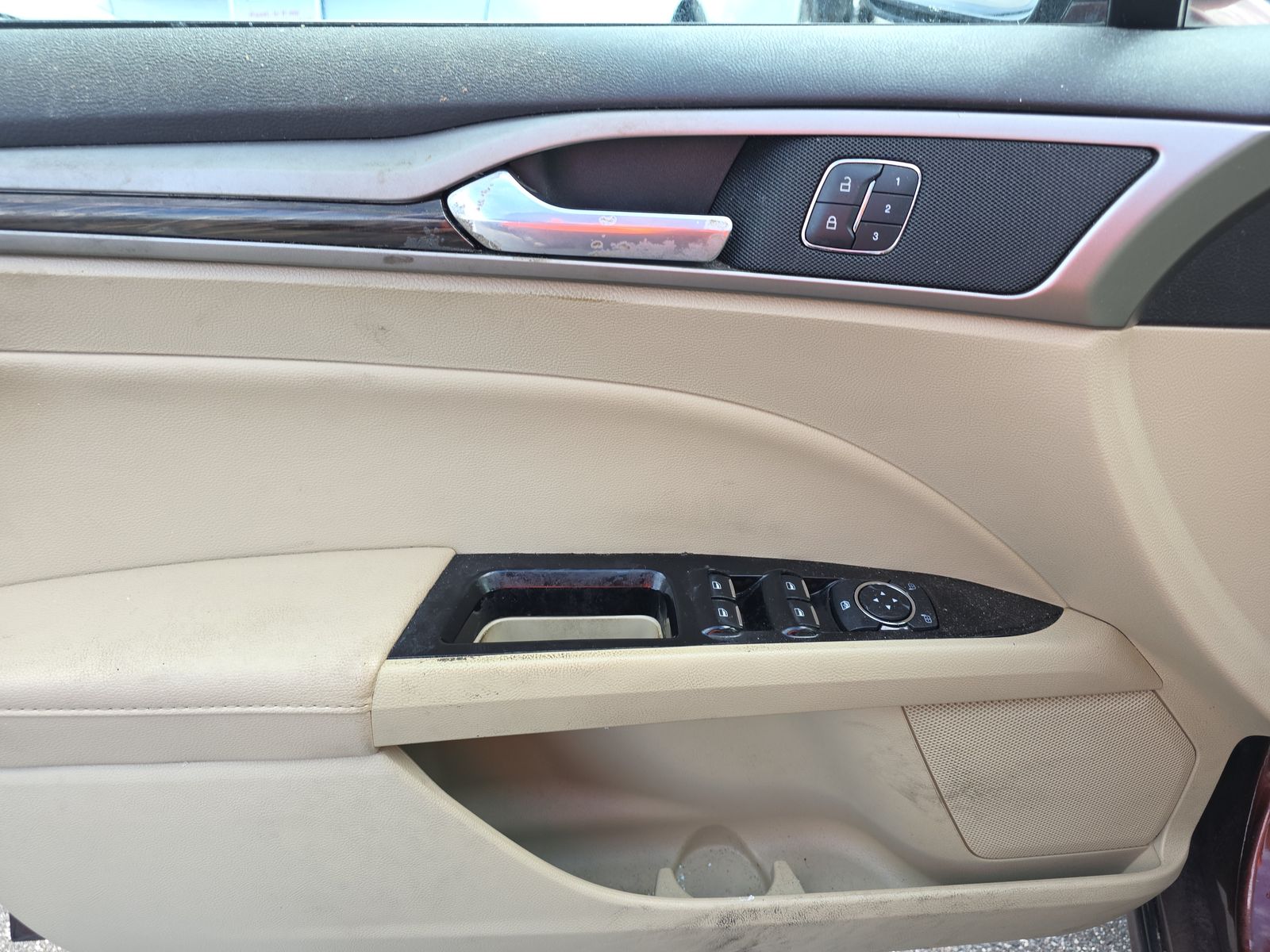 2015 Ford Fusion SE FWD