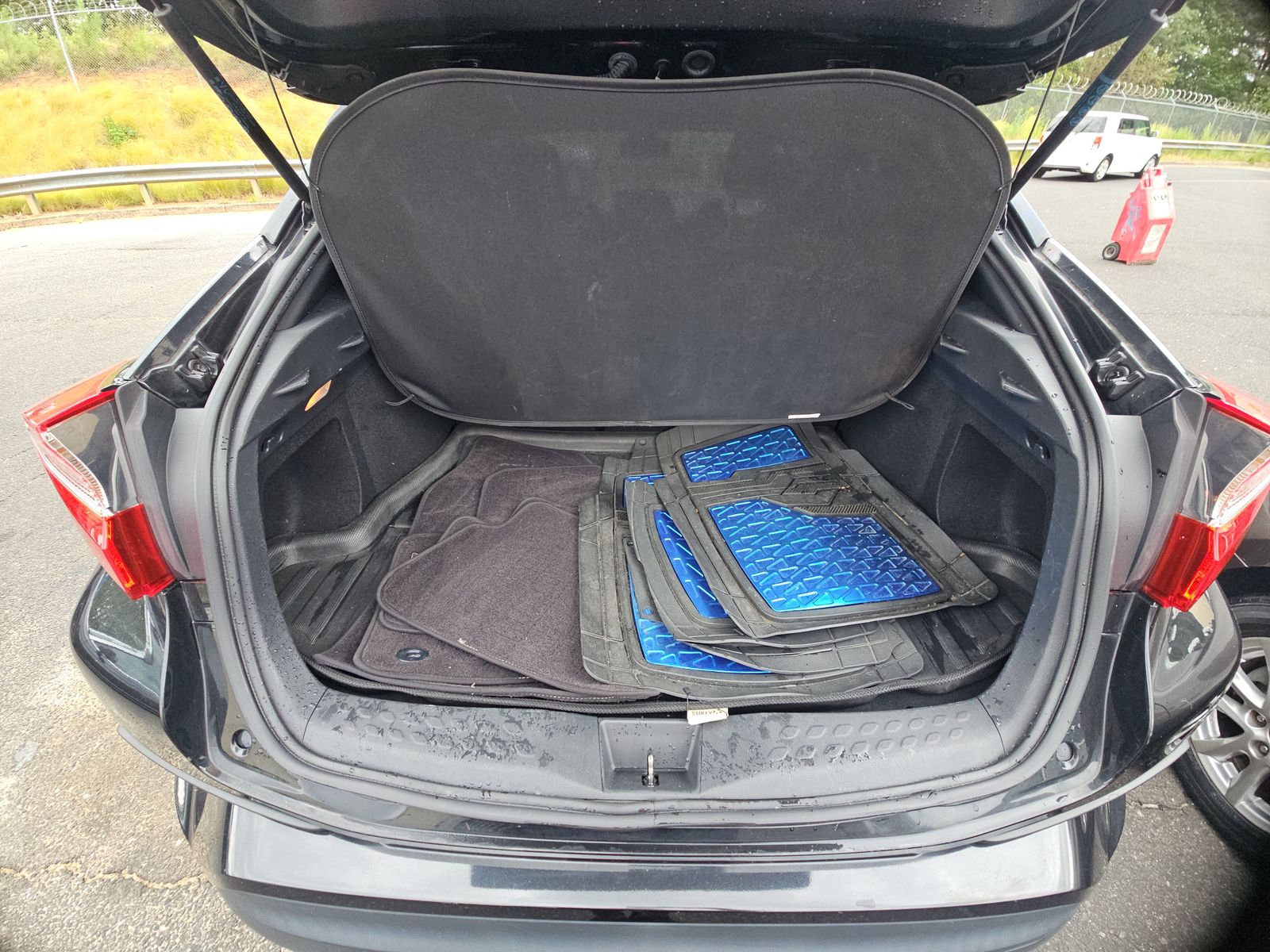 2020 Toyota C-HR LE FWD